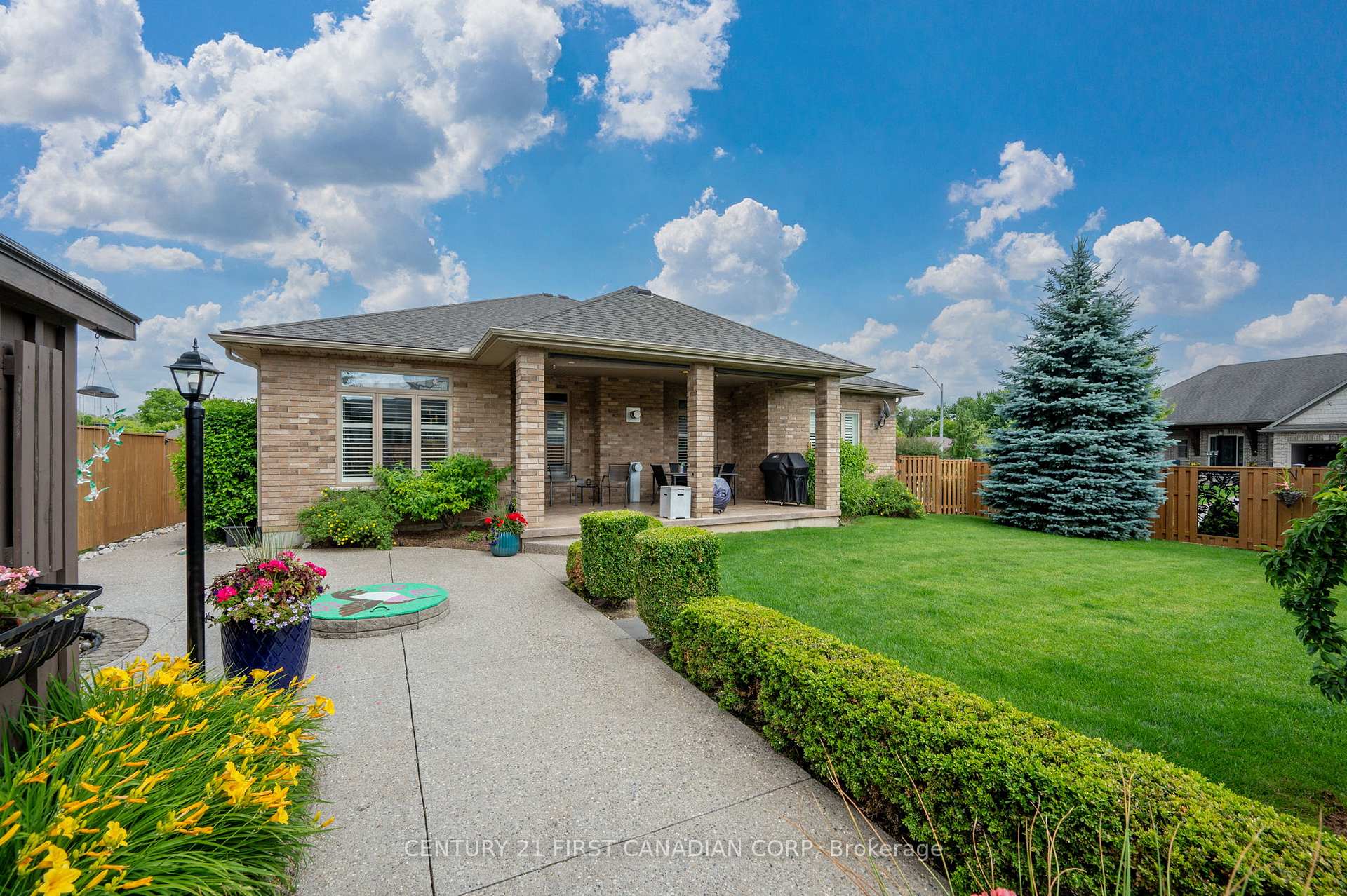 Photo 45 of 286 Dufferin Street, Central Elgin, Belmont — HOMEH