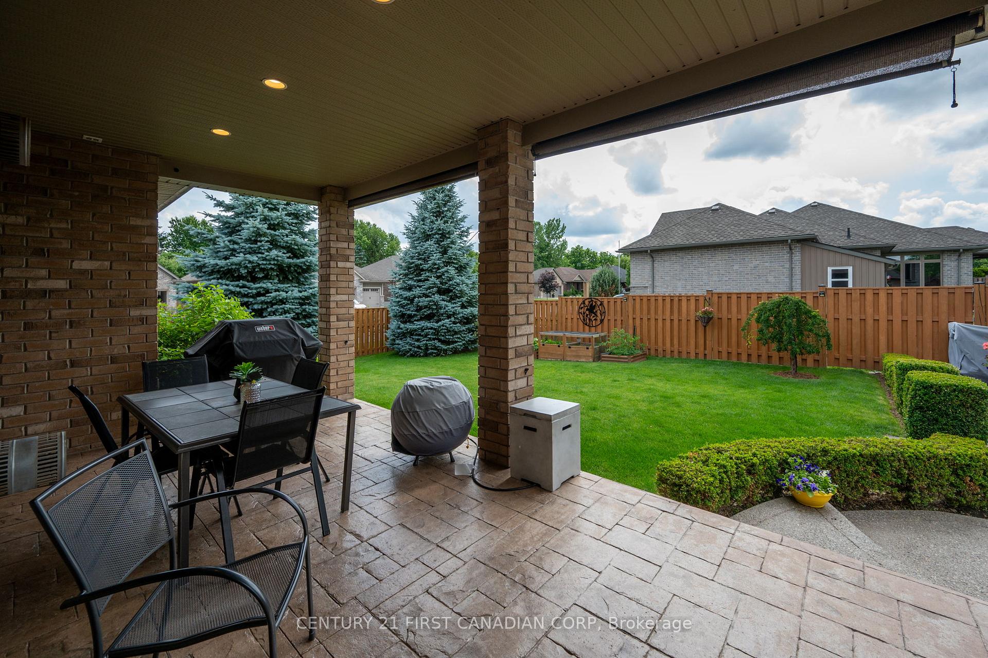 Photo 46 of 286 Dufferin Street, Central Elgin, Belmont — HOMEH