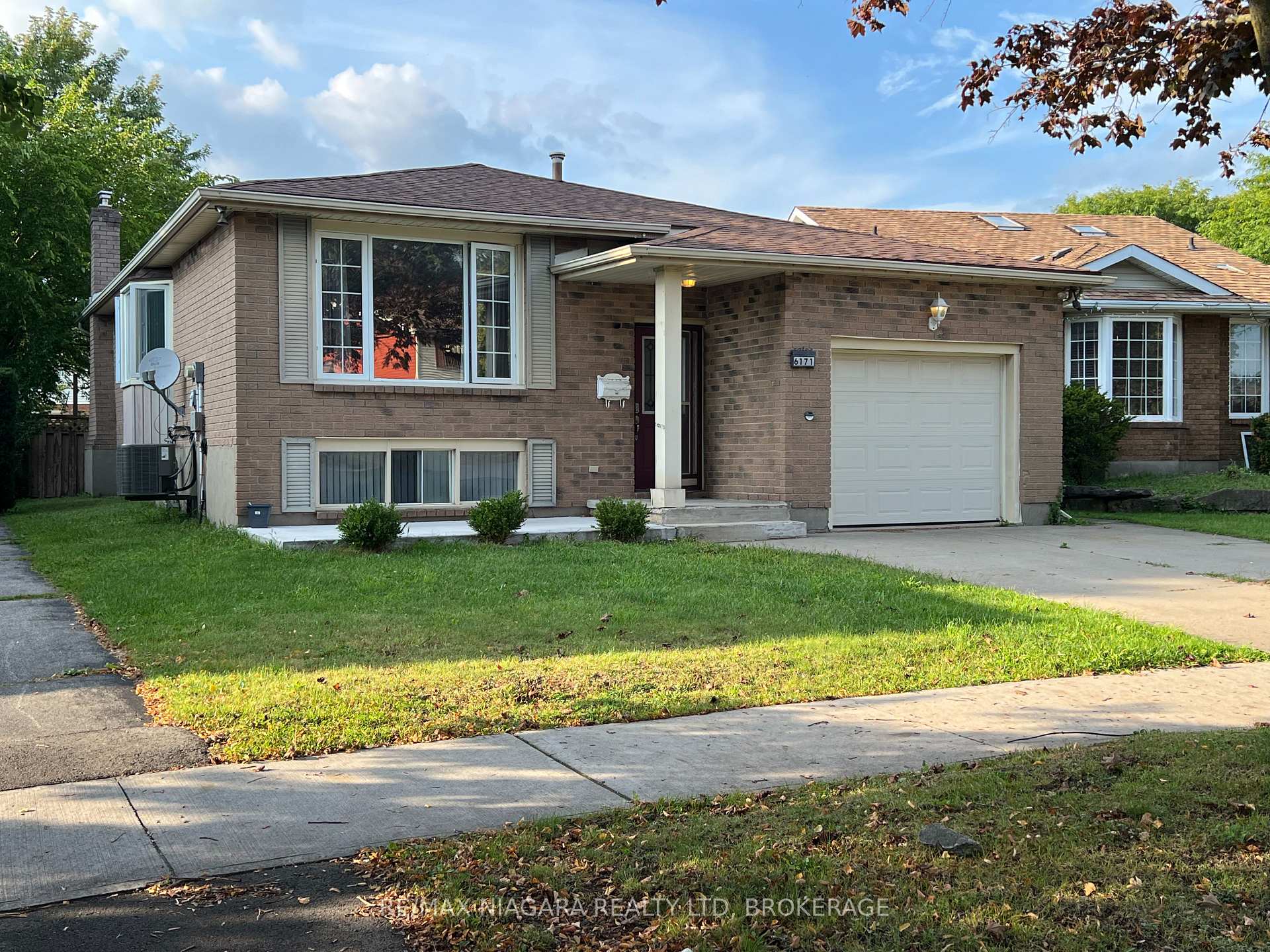 Front of 6171 Charnwood Avenue