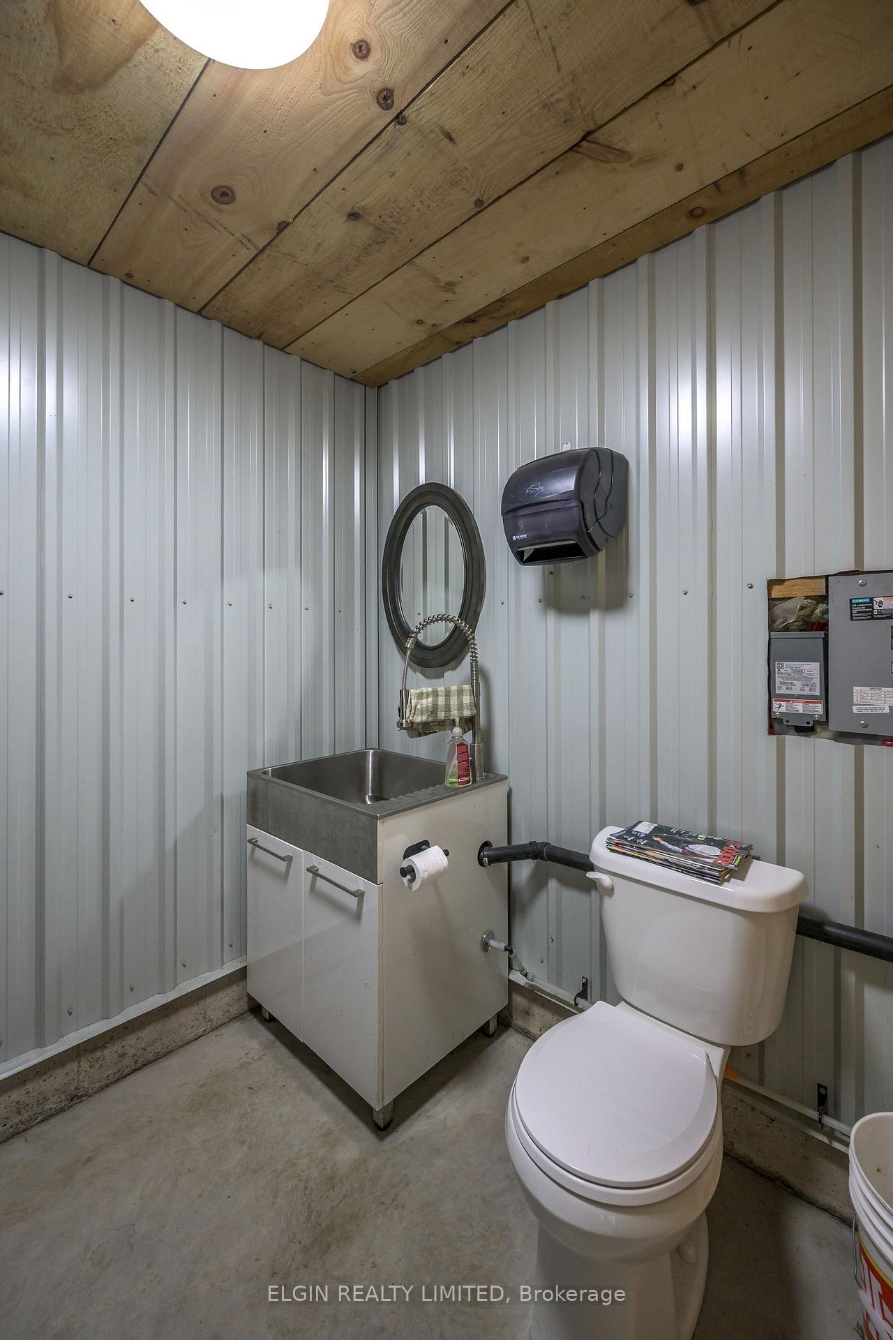 Photo 11 of 37388 Lake Line, Southwold, Rural Southwold — HOMEH