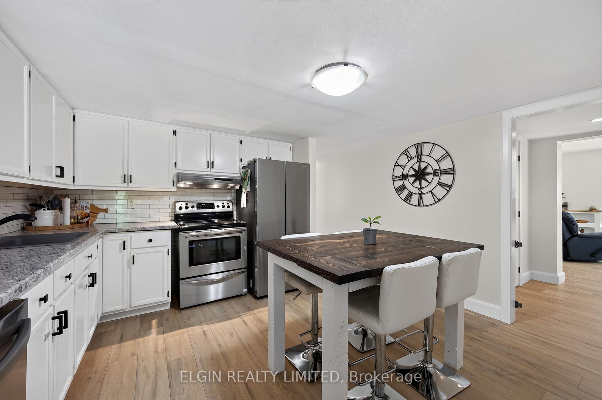 Photo 19 of 37388 Lake Line, Southwold, Rural Southwold — HOMEH