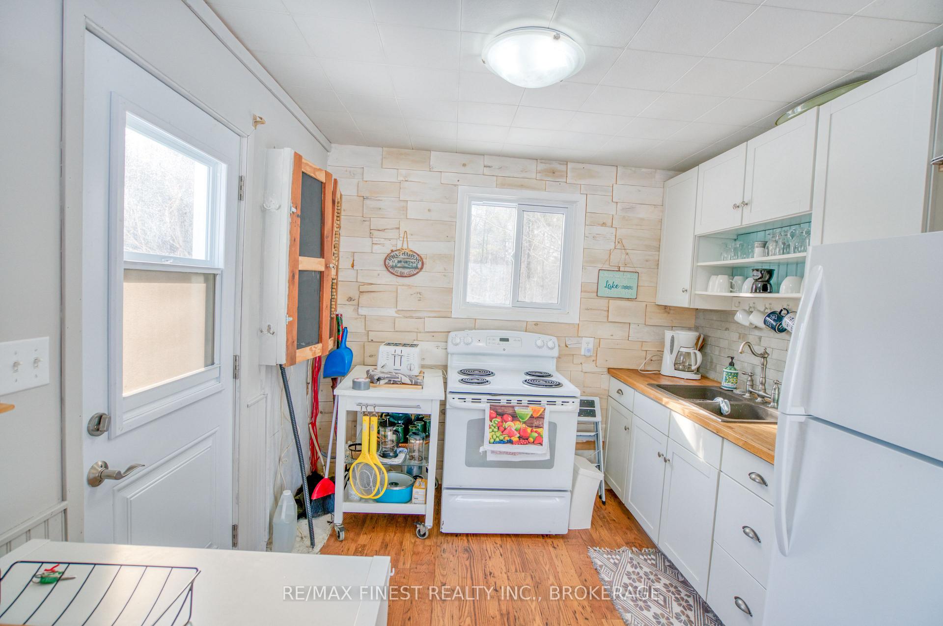 Photo 15 of 59 Oak Haven Lane, Frontenac, Frontenac South — HOMEH