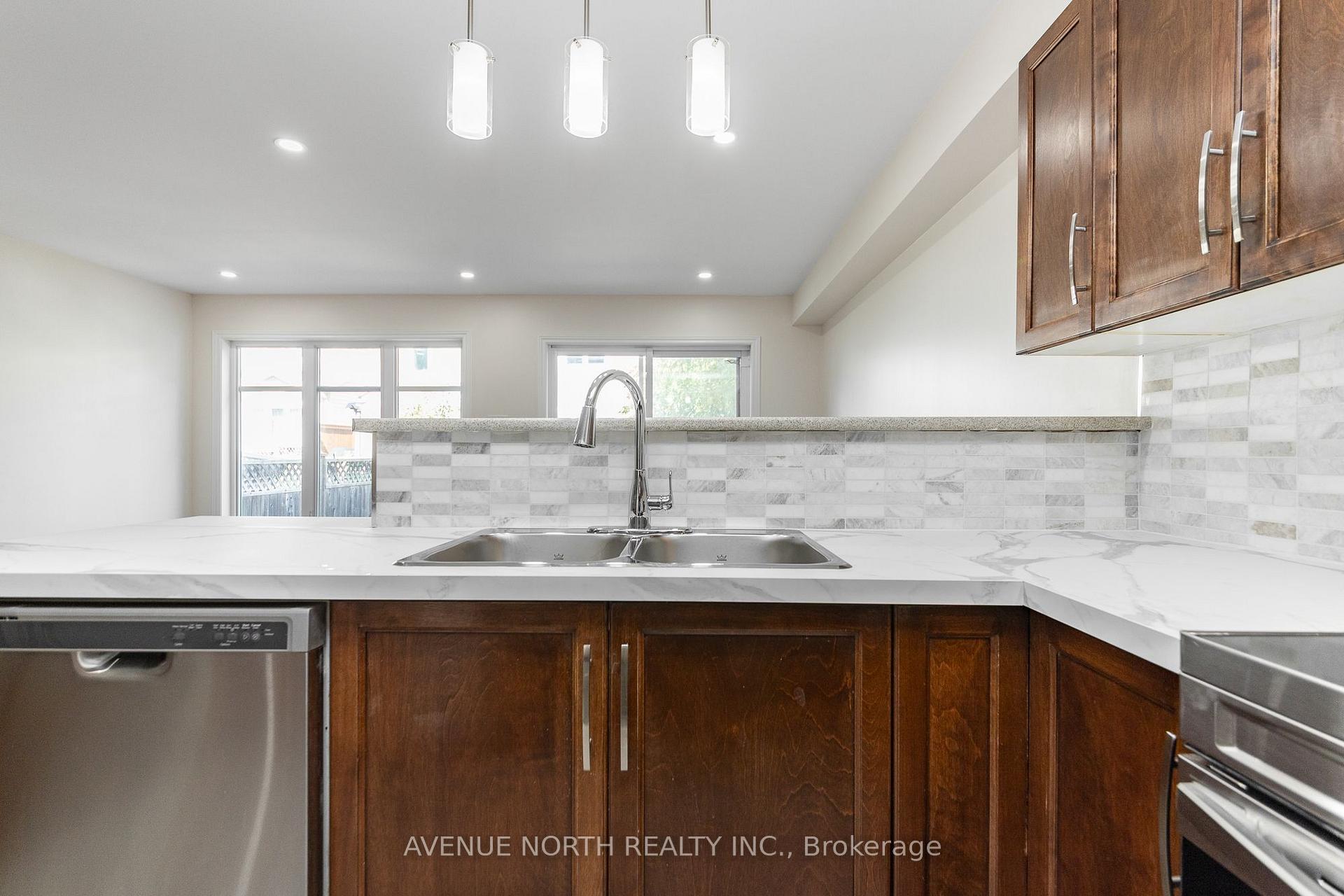 Photo 15 of 205 Hidden Meadow Avenue, Ottawa, Blossom Park/Kemp Park/Findlay Creek — HOMEH