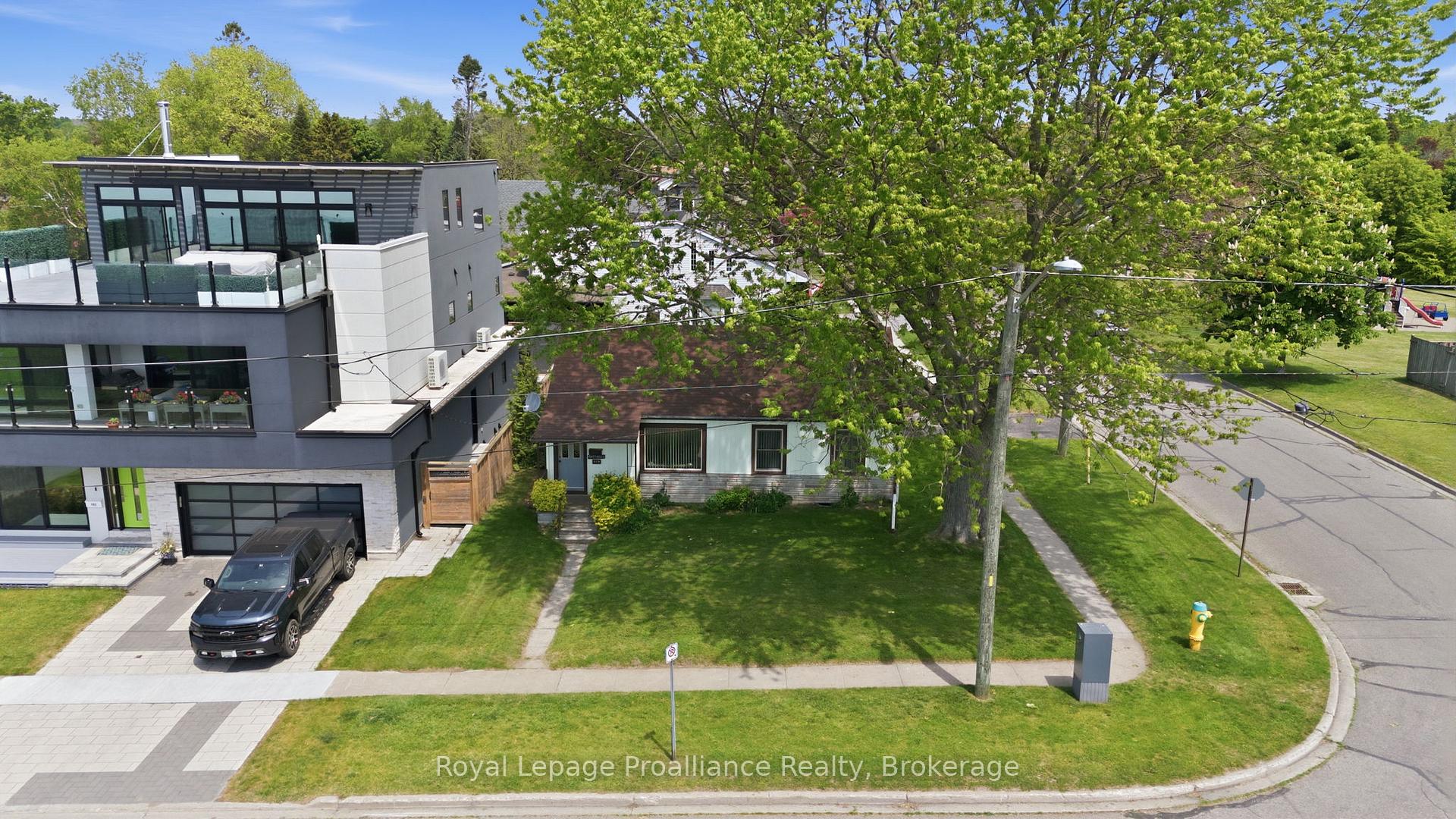 Photo 4 of 478 Monk Street, Cobourg — HOMEH