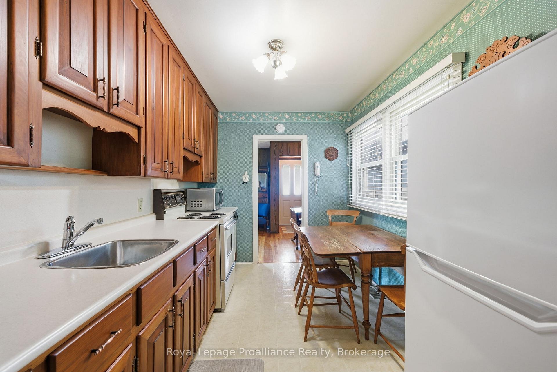 Photo 15 of 478 Monk Street, Cobourg — HOMEH