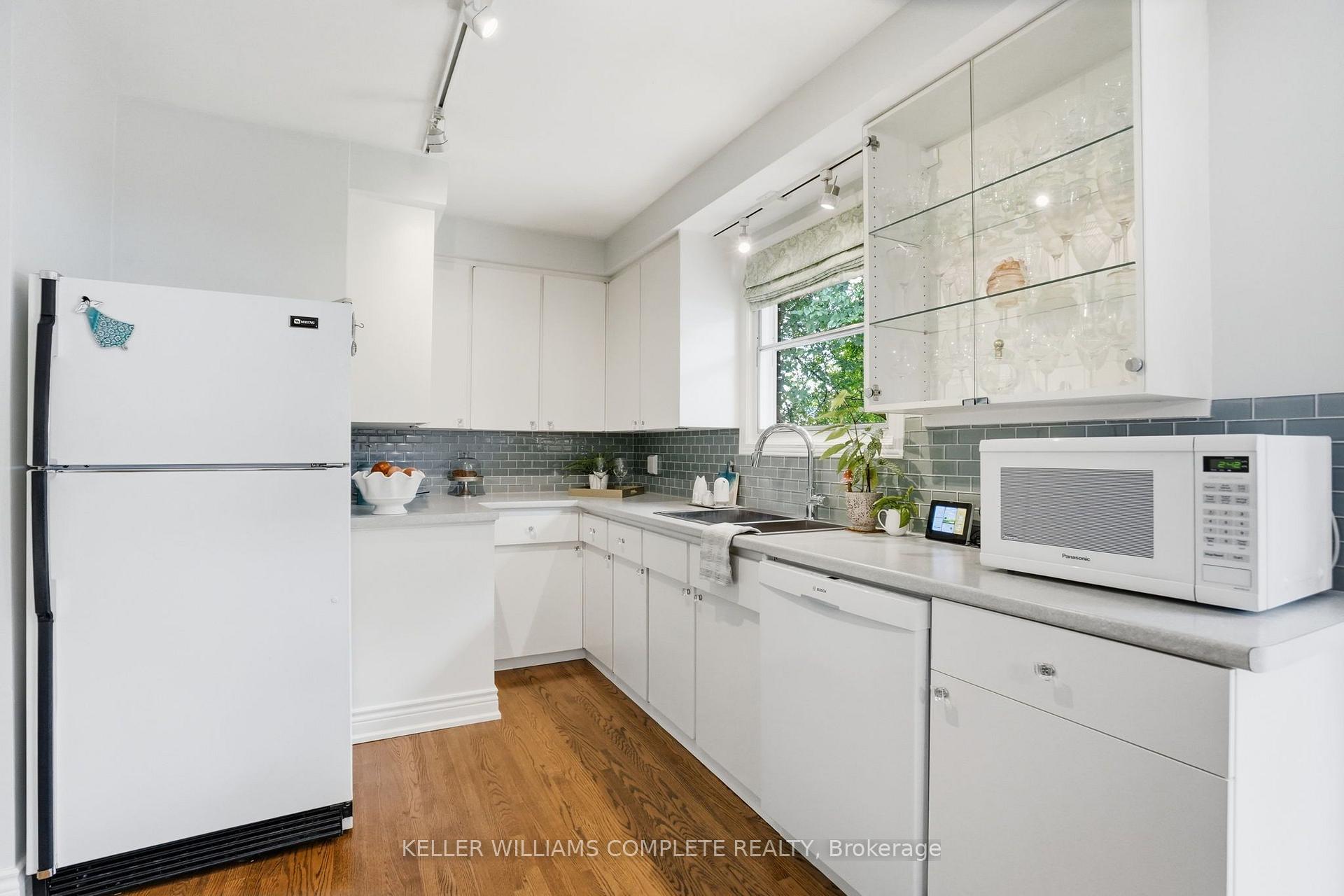 Photo 14 of 238 Seminole Road, Hamilton, Ancaster — HOMEH