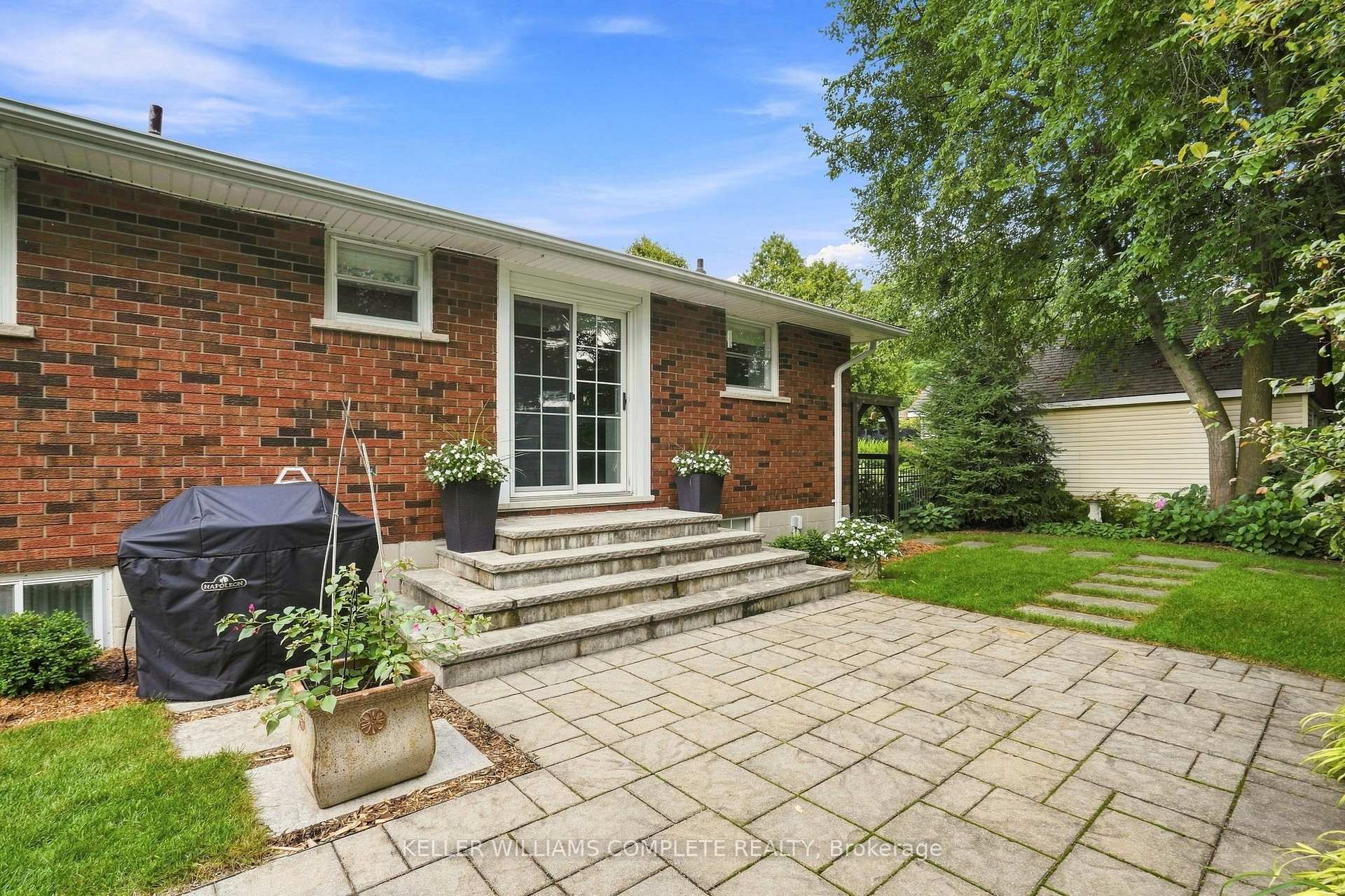 Photo 33 of 238 Seminole Road, Hamilton, Ancaster — HOMEH