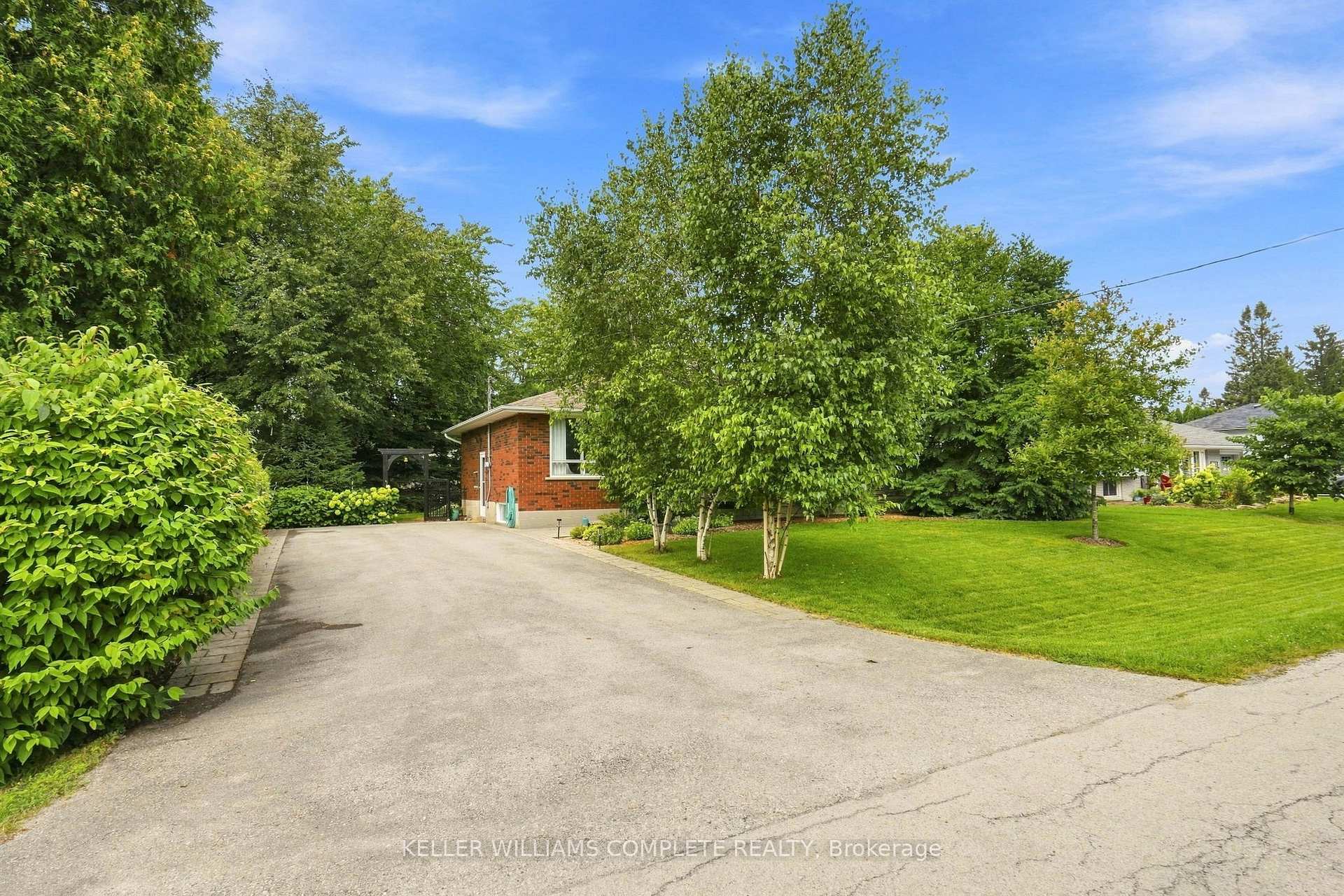 Photo 38 of 238 Seminole Road, Hamilton, Ancaster — HOMEH