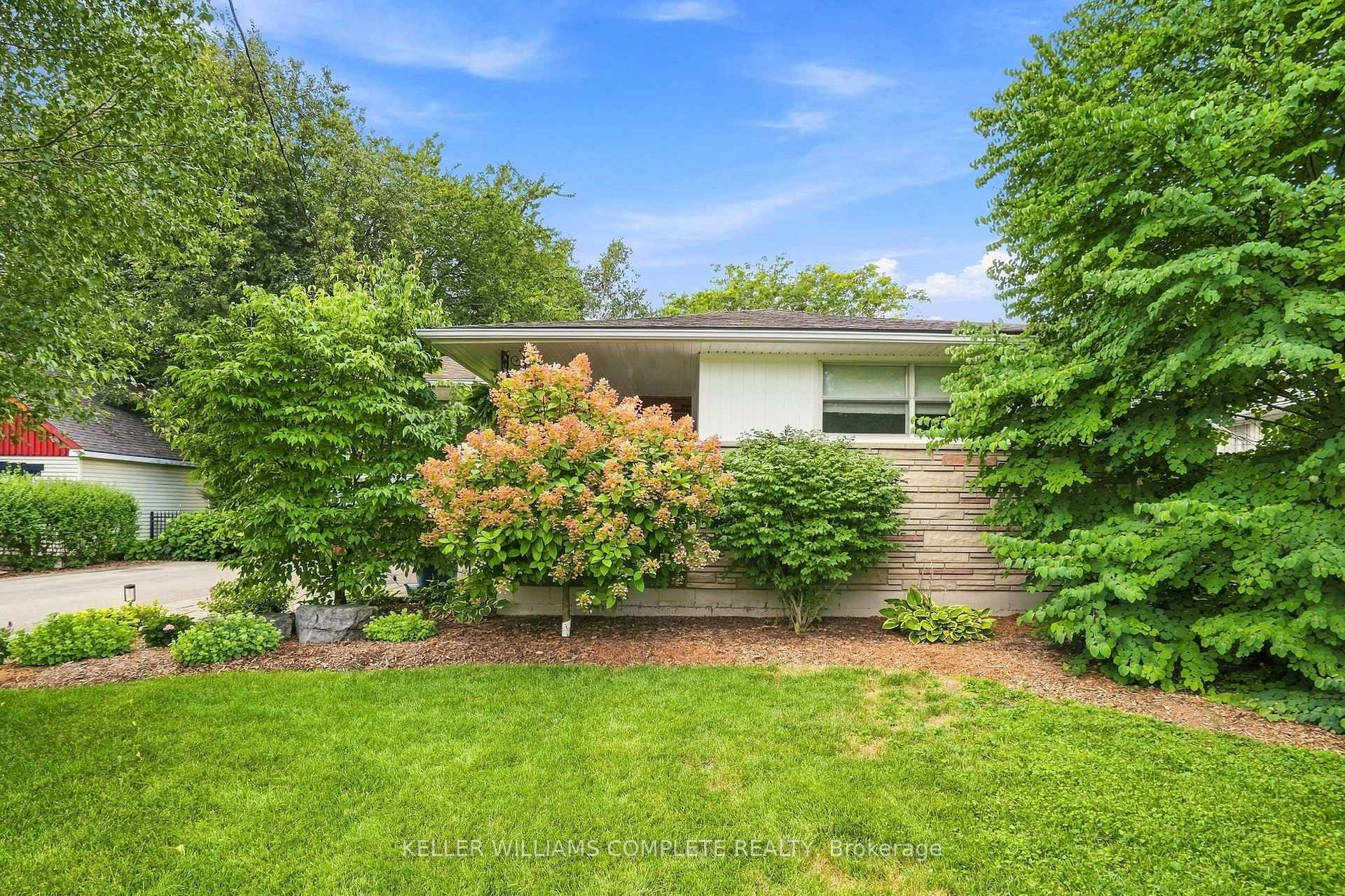 Photo 39 of 238 Seminole Road, Hamilton, Ancaster — HOMEH