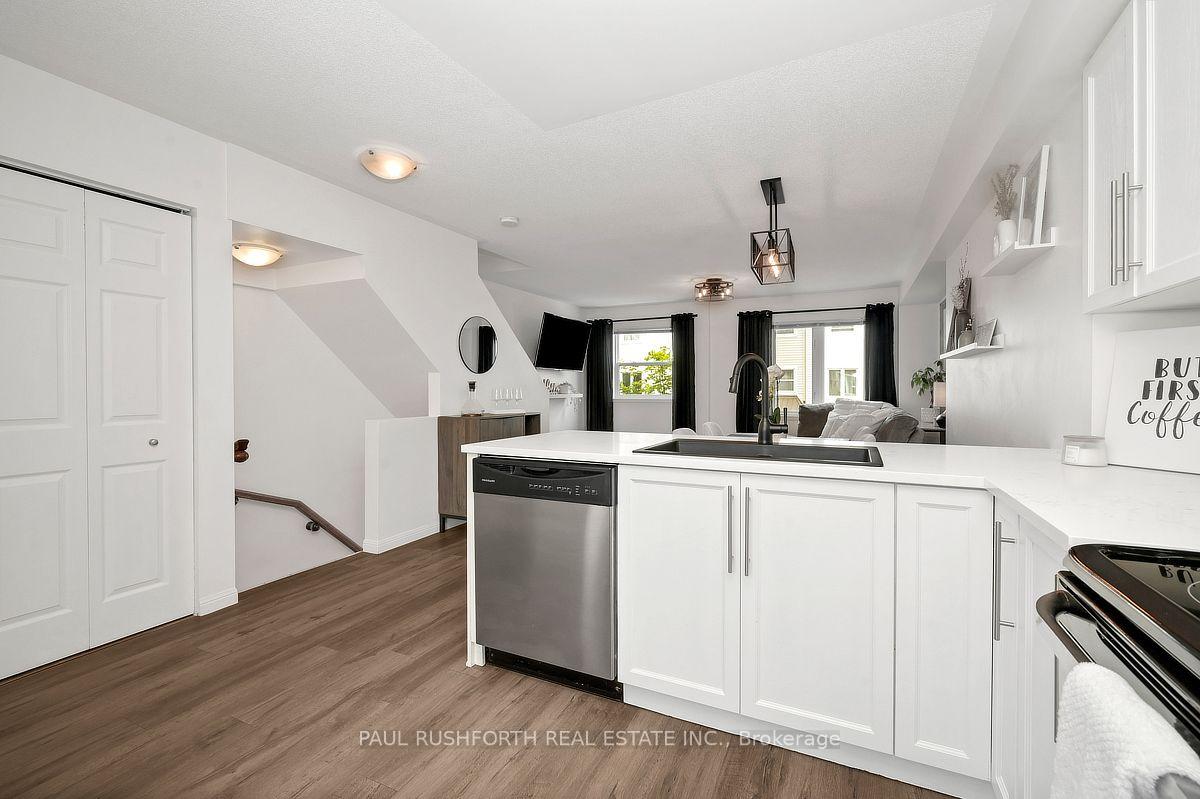 Photo 13 of 766 Sanibel Private, Ottawa, Westcliffe Estates — HOMEH