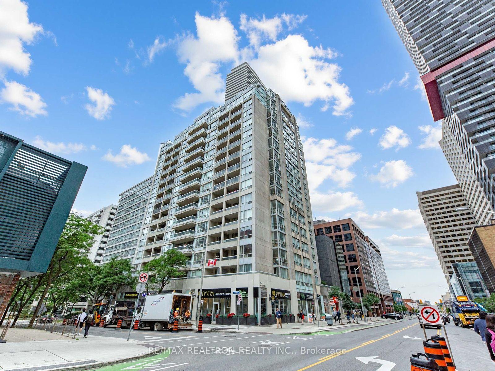 Photo 1 of Unit 510, 43 Eglinton Avenue E, Toronto, Mount Pleasant West — HOMEH