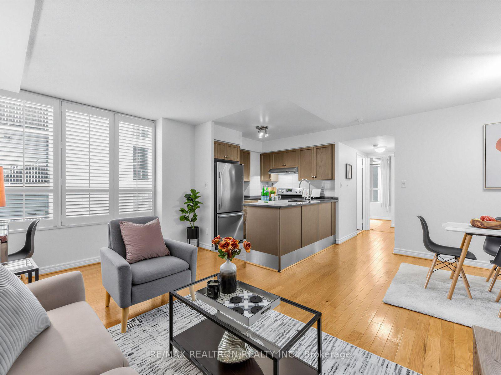Photo 9 of Unit 510, 43 Eglinton Avenue E, Toronto, Mount Pleasant West — HOMEH