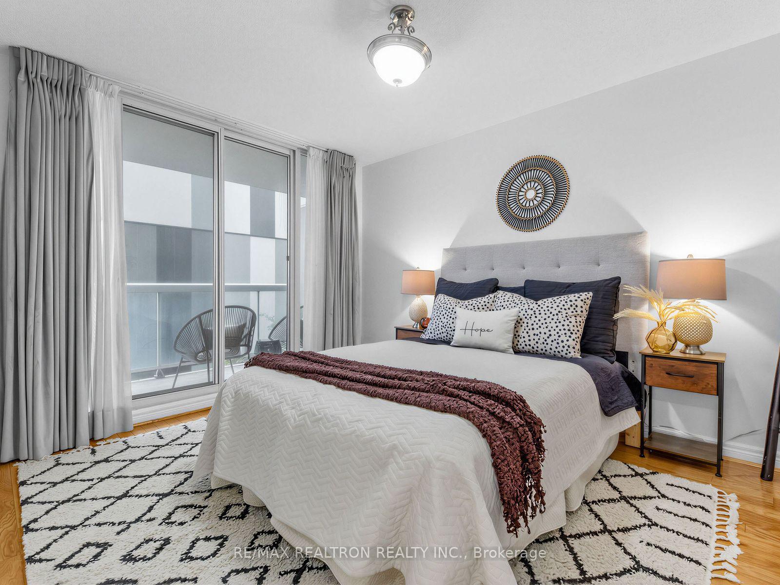 Photo 12 of Unit 510, 43 Eglinton Avenue E, Toronto, Mount Pleasant West — HOMEH