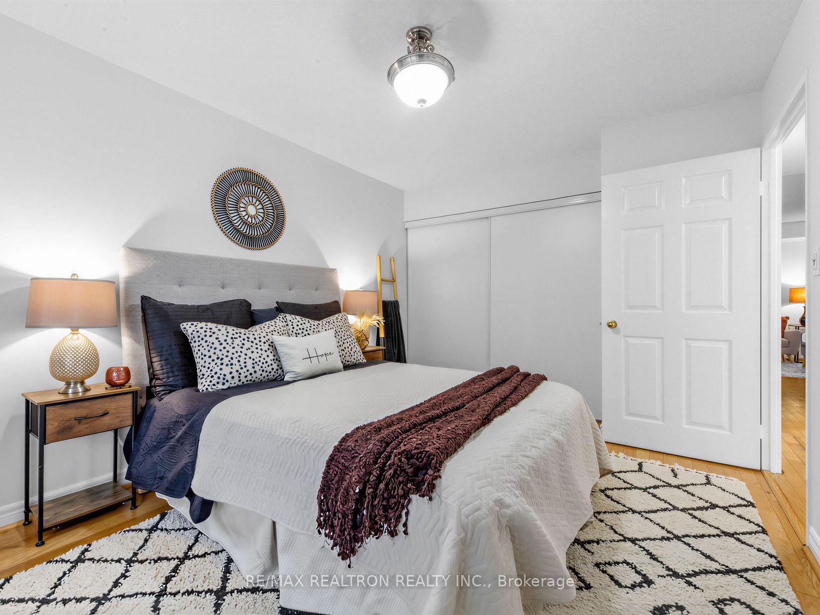 Photo 13 of Unit 510, 43 Eglinton Avenue E, Toronto, Mount Pleasant West — HOMEH