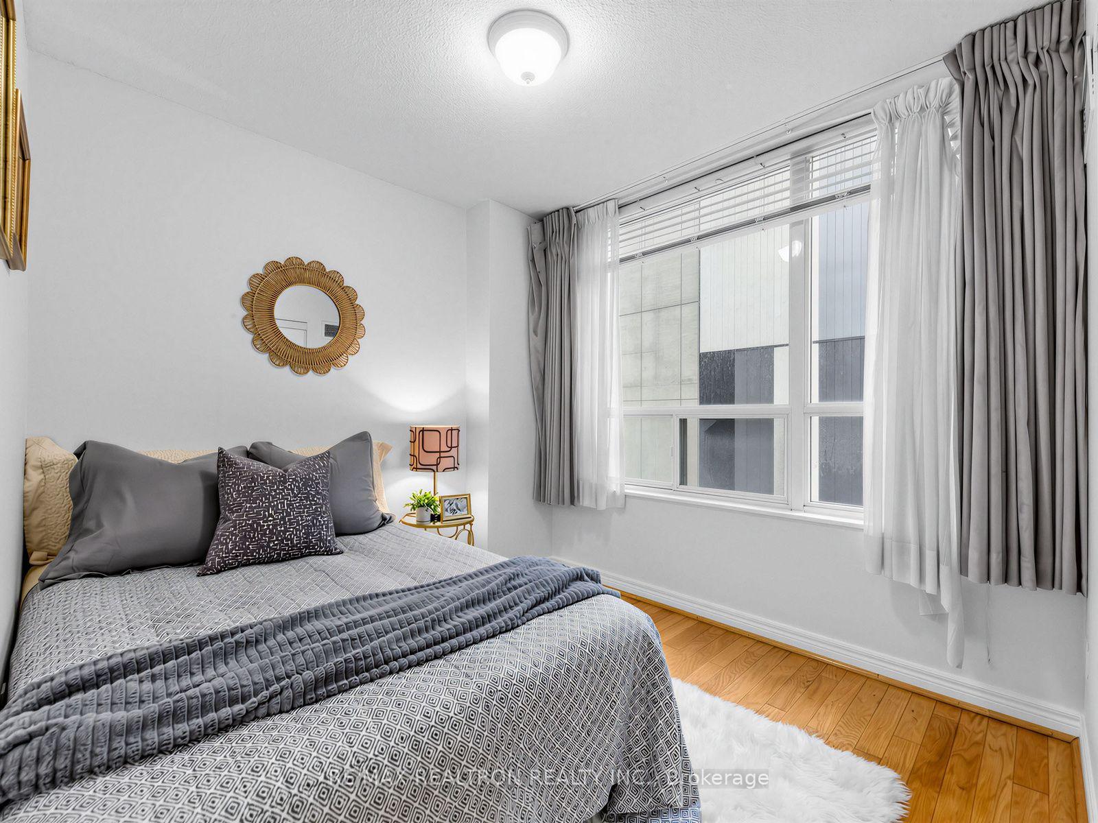 Photo 14 of Unit 510, 43 Eglinton Avenue E, Toronto, Mount Pleasant West — HOMEH