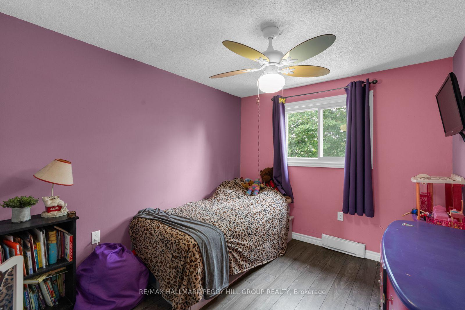 Photo 12 of 211 Hickling Trail, Barrie, Grove East — HOMEH