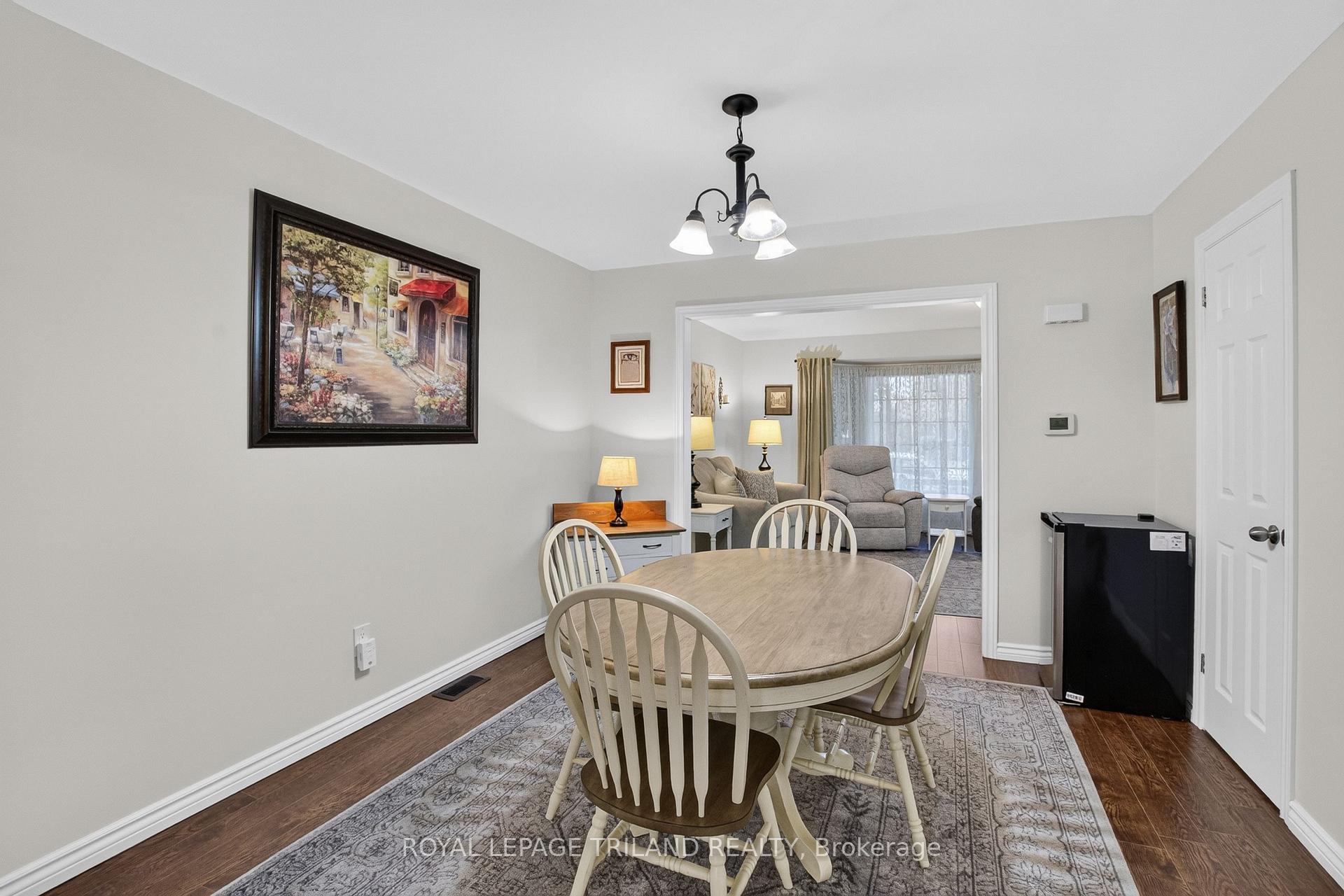 Photo 12 of 43 Bonnie Place, St. Thomas — HOMEH