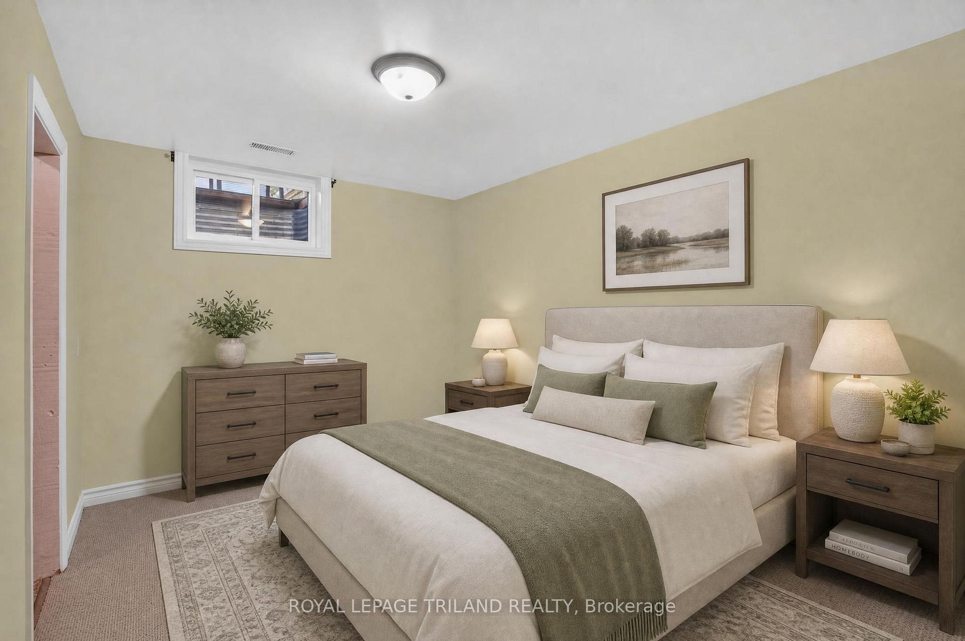 Photo 29 of 43 Bonnie Place, St. Thomas — HOMEH