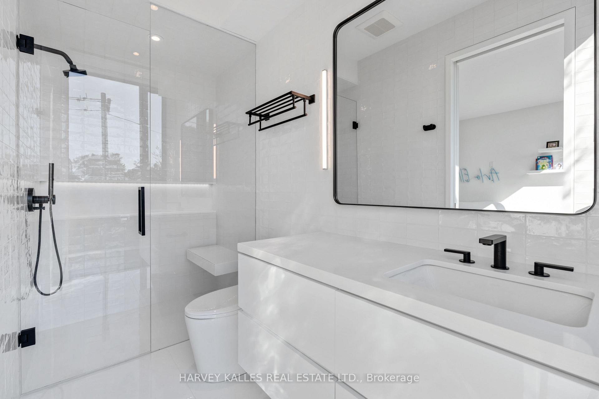 Photo 10 of 40 Thelma Avenue, Toronto, Forest Hill South — HOMEH