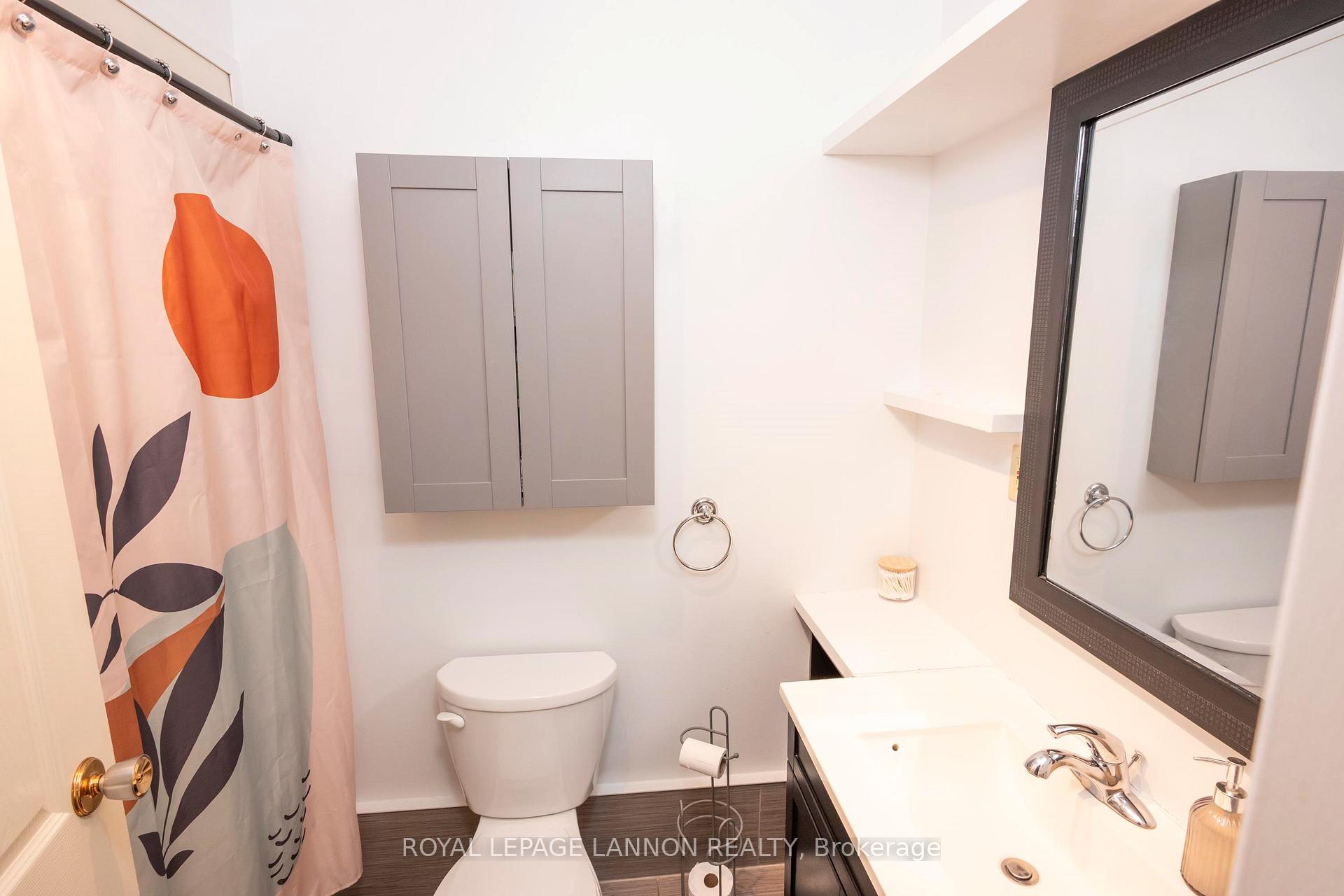 Photo 21 of 80 Peter Street, Thunder Bay, College Heights — HOMEH