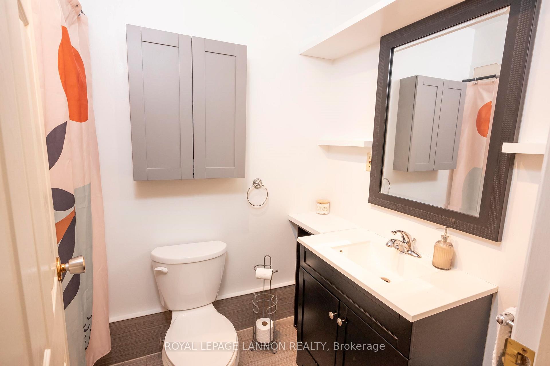 Photo 22 of 80 Peter Street, Thunder Bay, College Heights — HOMEH