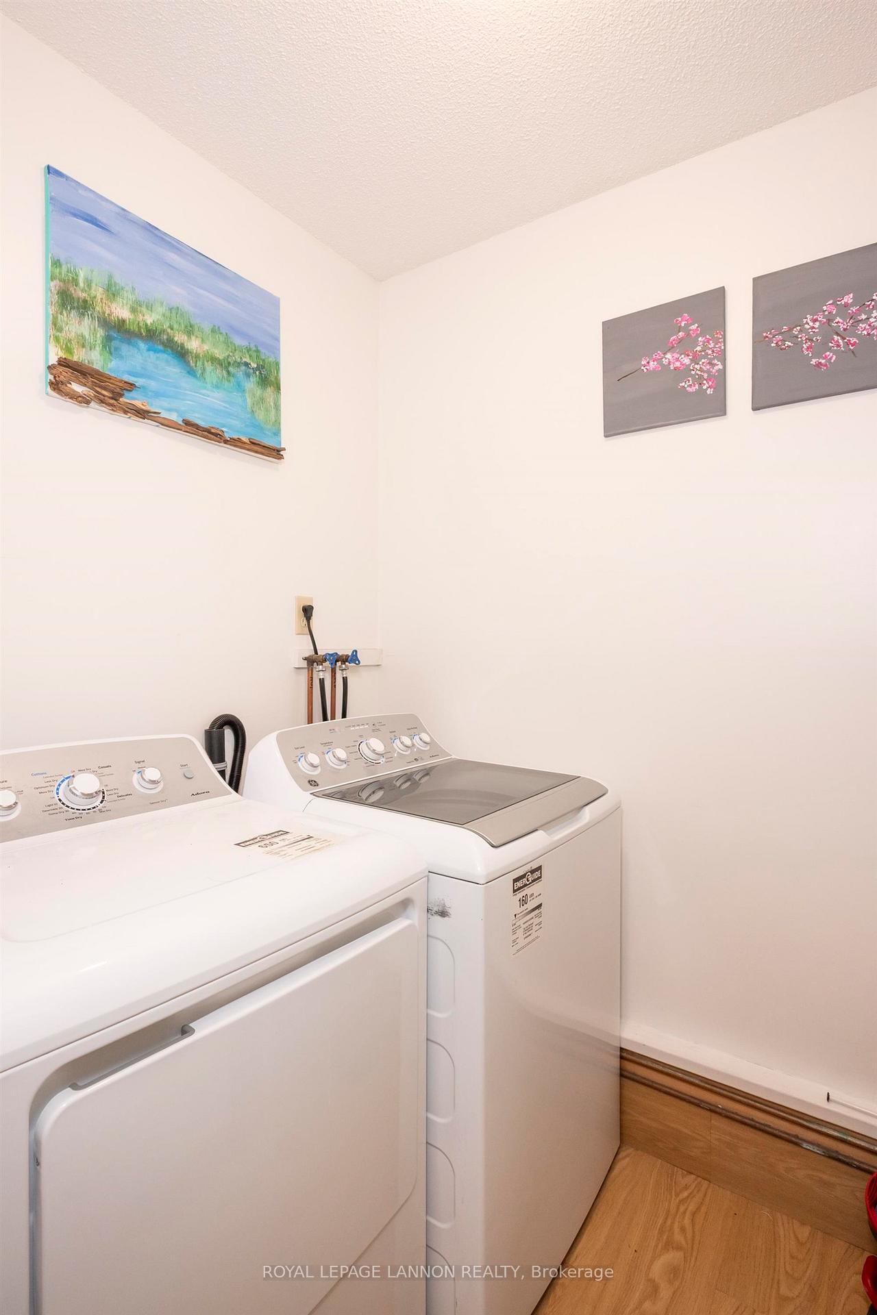 Photo 23 of 80 Peter Street, Thunder Bay, College Heights — HOMEH