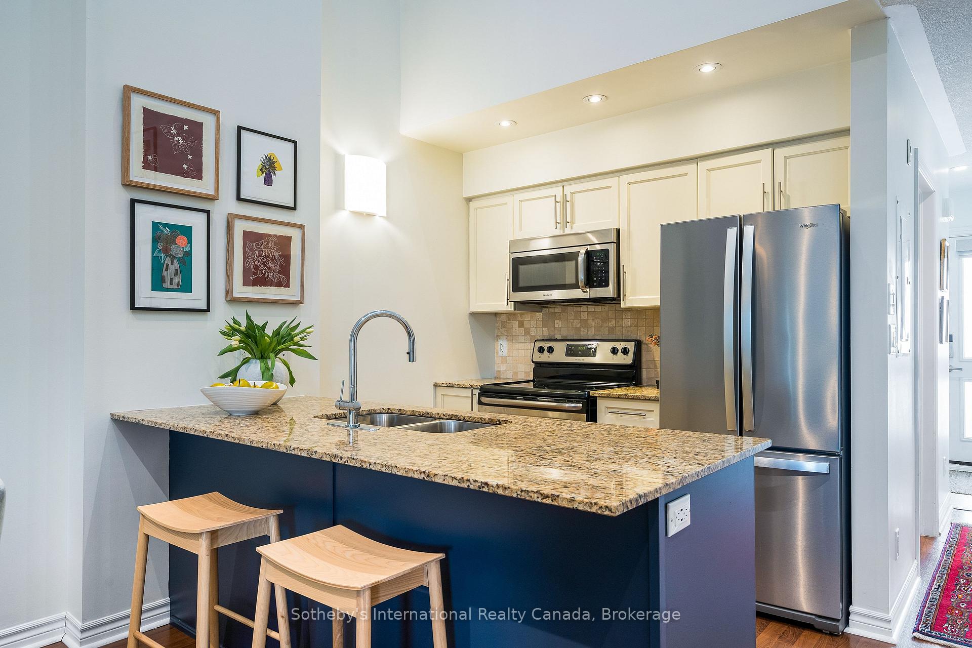 Photo 8 of Unit 302, 6 Brandy Lane, Collingwood — HOMEH