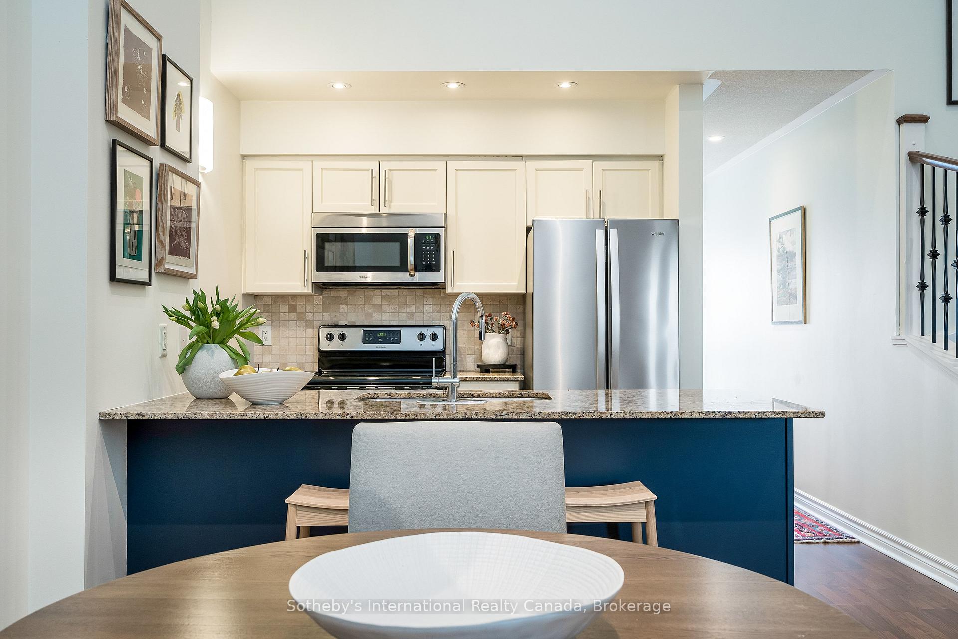 Photo 10 of Unit 302, 6 Brandy Lane, Collingwood — HOMEH