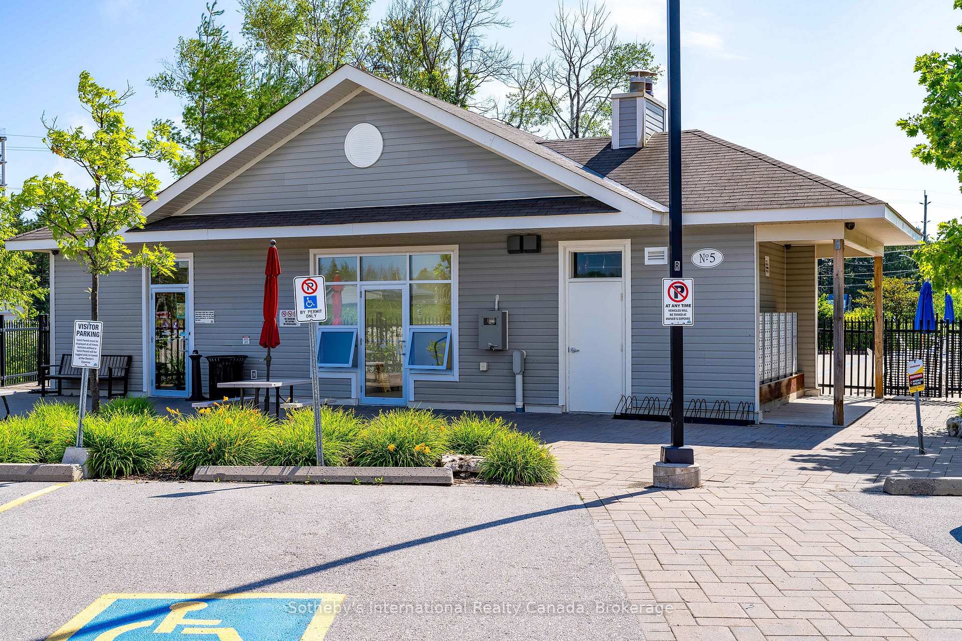 Photo 33 of Unit 302, 6 Brandy Lane, Collingwood — HOMEH