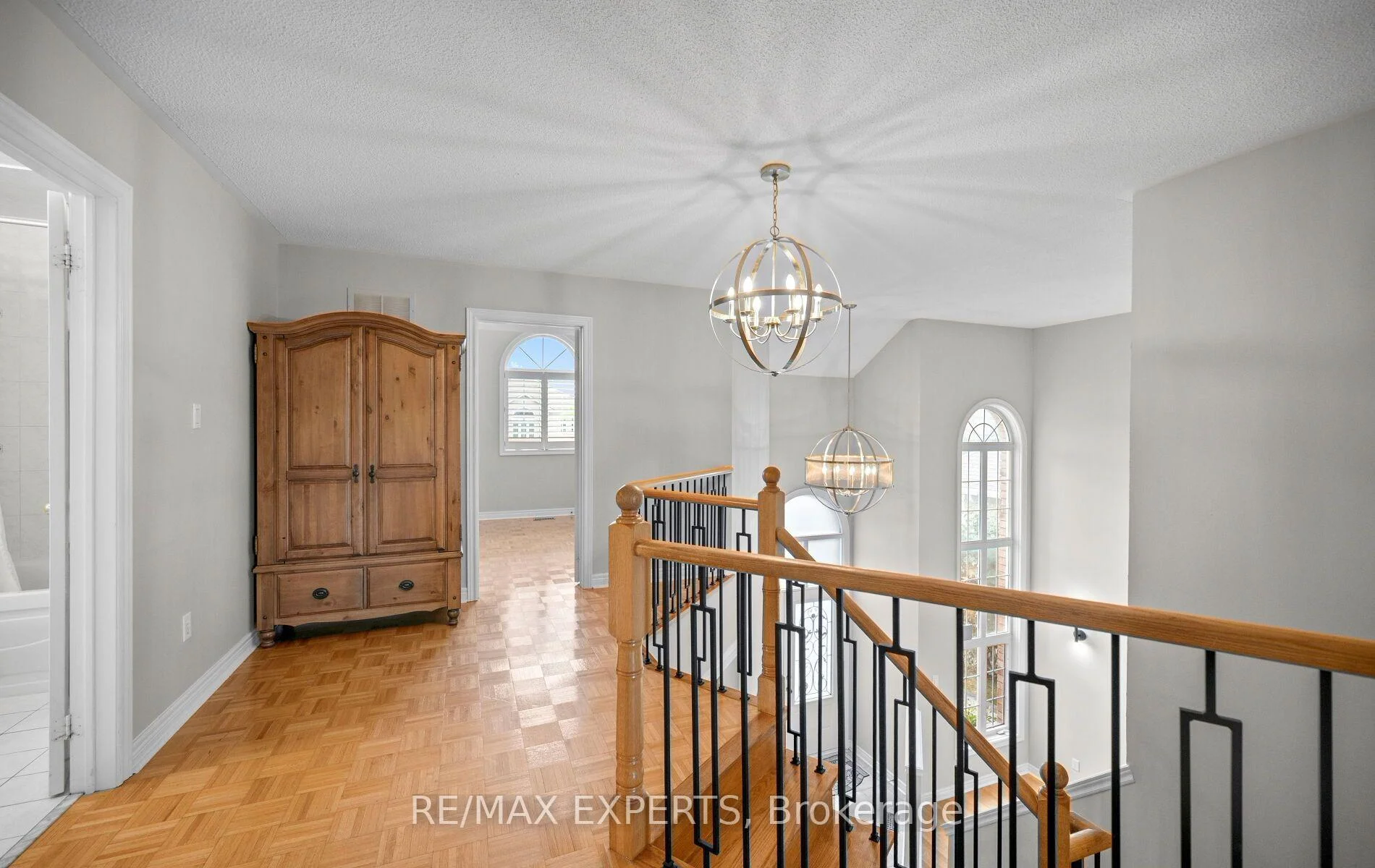 Photo 60 of 90 Coolspring Crescent, Caledon, Bolton East — HOMEH