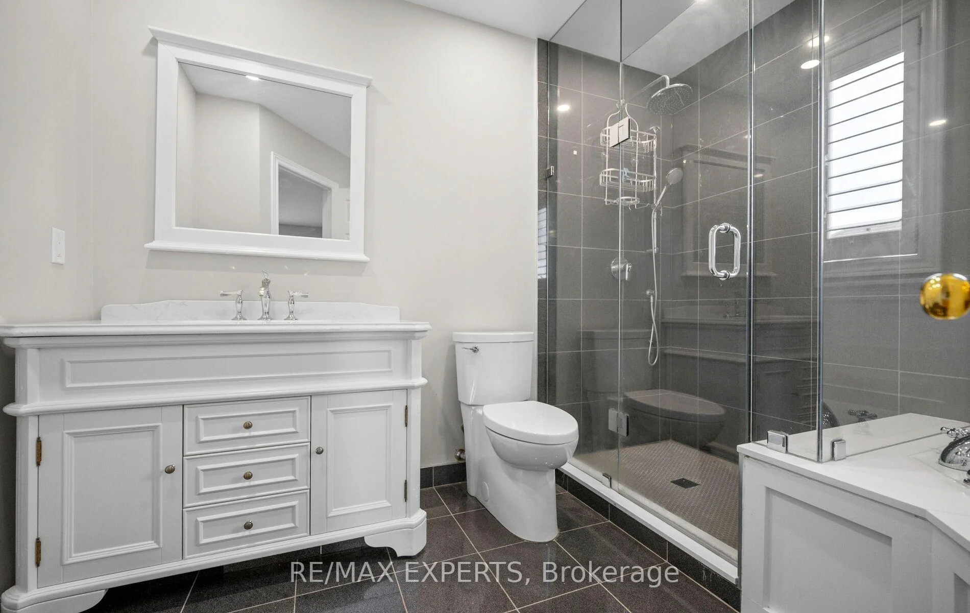 Photo 72 of 90 Coolspring Crescent, Caledon, Bolton East — HOMEH