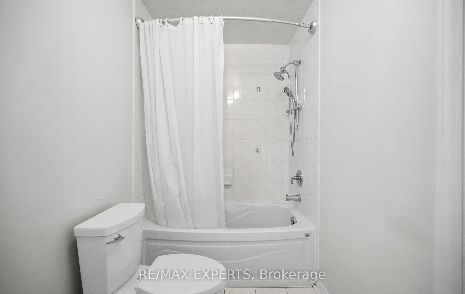 Photo 99 of 90 Coolspring Crescent, Caledon, Bolton East — HOMEH