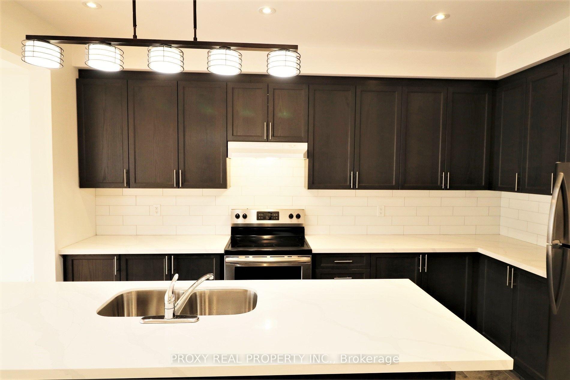 Photo 8 of 143 Beechborough Crescent, East Gwillimbury, Sharon — HOMEH