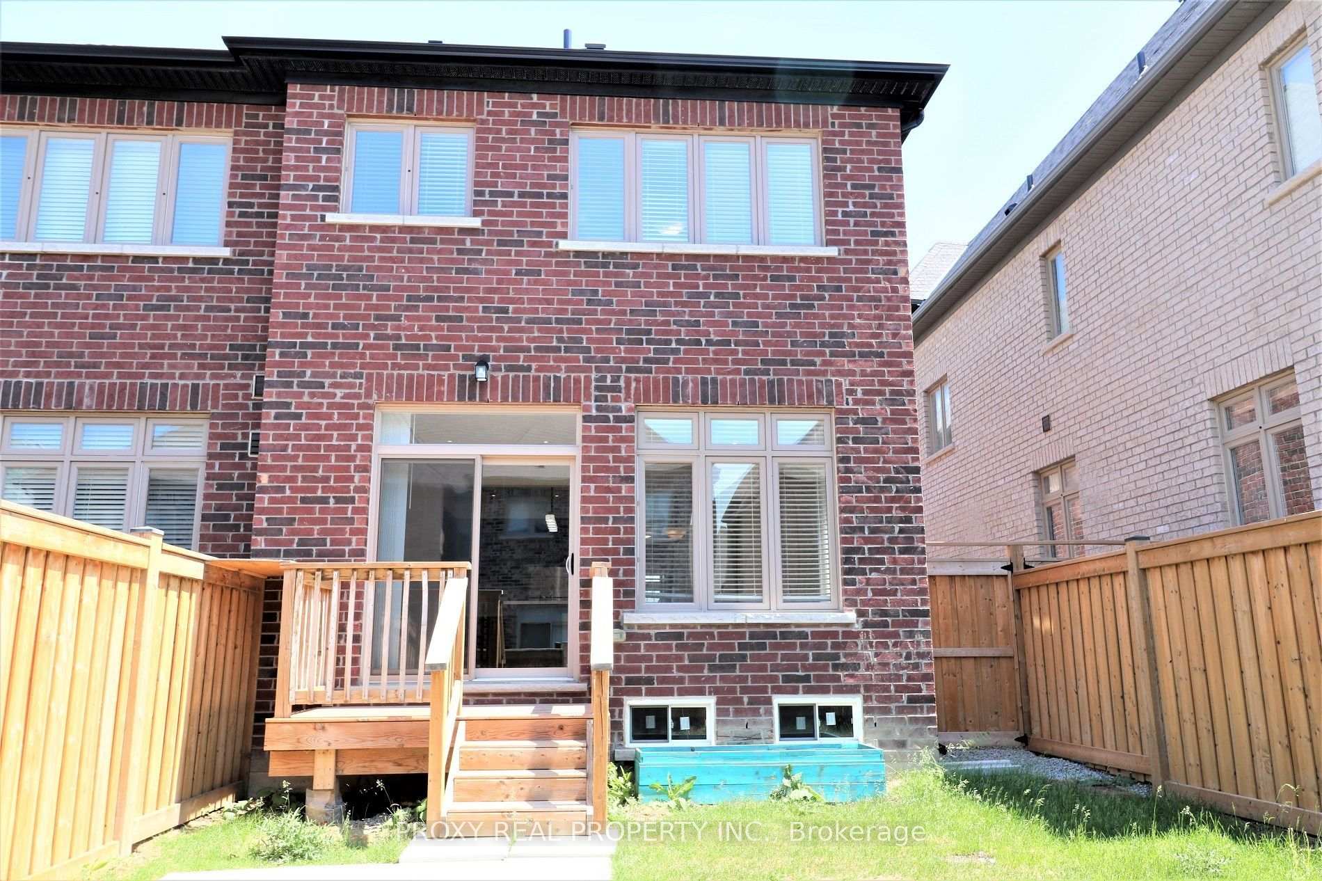 Photo 27 of 143 Beechborough Crescent, East Gwillimbury, Sharon — HOMEH