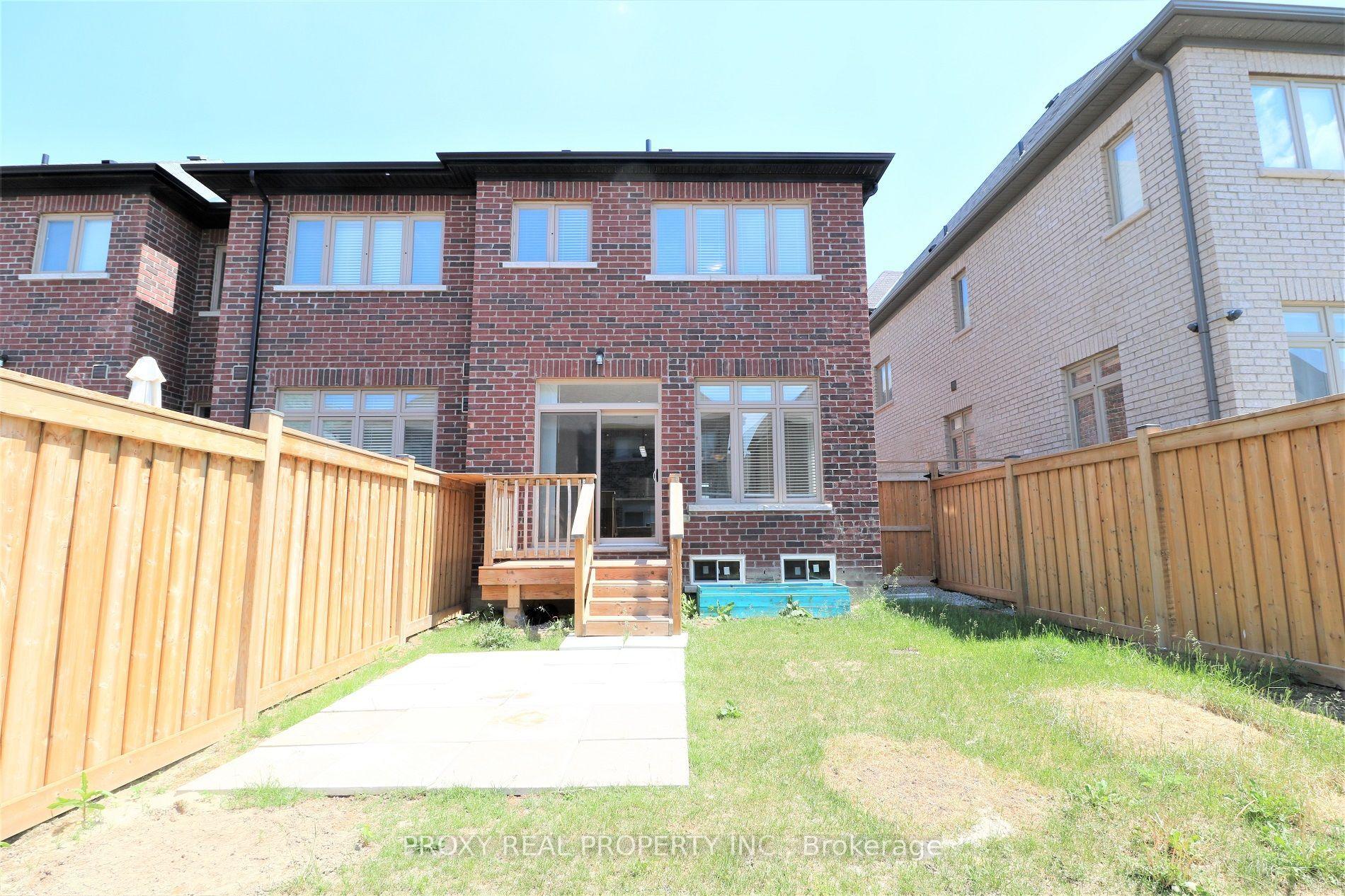Photo 28 of 143 Beechborough Crescent, East Gwillimbury, Sharon — HOMEH