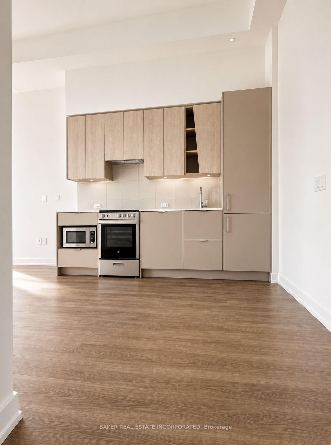 Photo 4 of Unit 604, 3883 Quartz Road, Mississauga, City Centre — HOMEH
