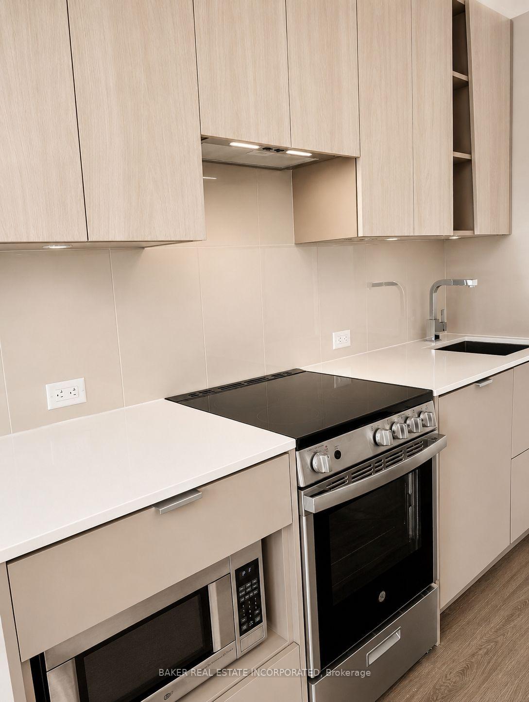 Photo 5 of Unit 604, 3883 Quartz Road, Mississauga, City Centre — HOMEH