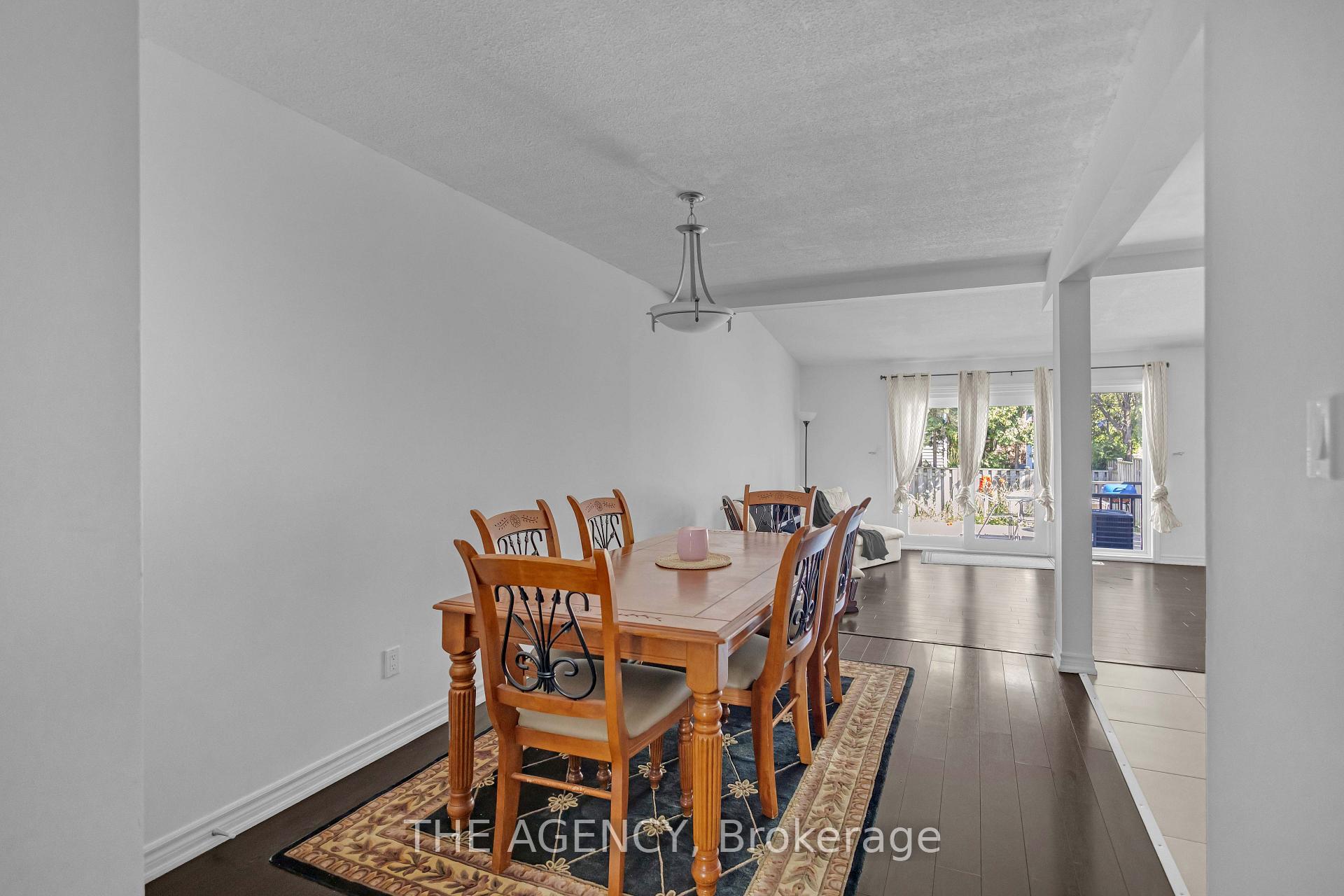 Photo 8 of 38 Athenia Drive, Hamilton, Stoney Creek Mountain — HOMEH