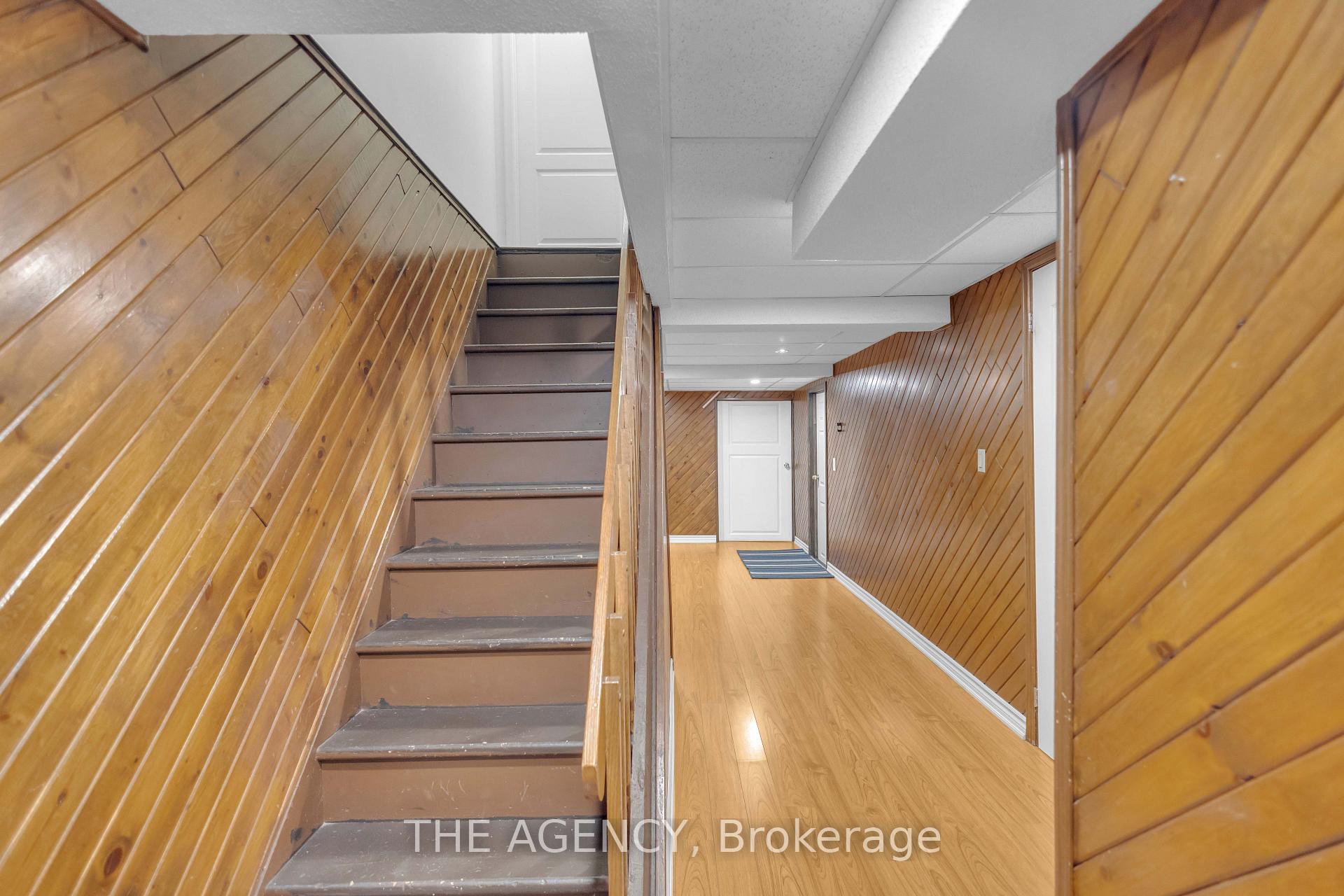 Photo 24 of 38 Athenia Drive, Hamilton, Stoney Creek Mountain — HOMEH