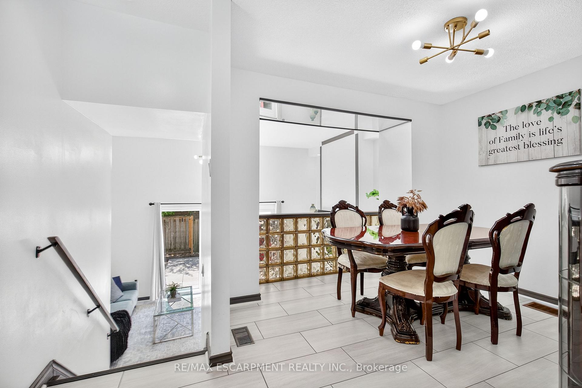 Photo 7 of Unit 70, 11 Harrisford Street, Hamilton, Red Hill — HOMEH