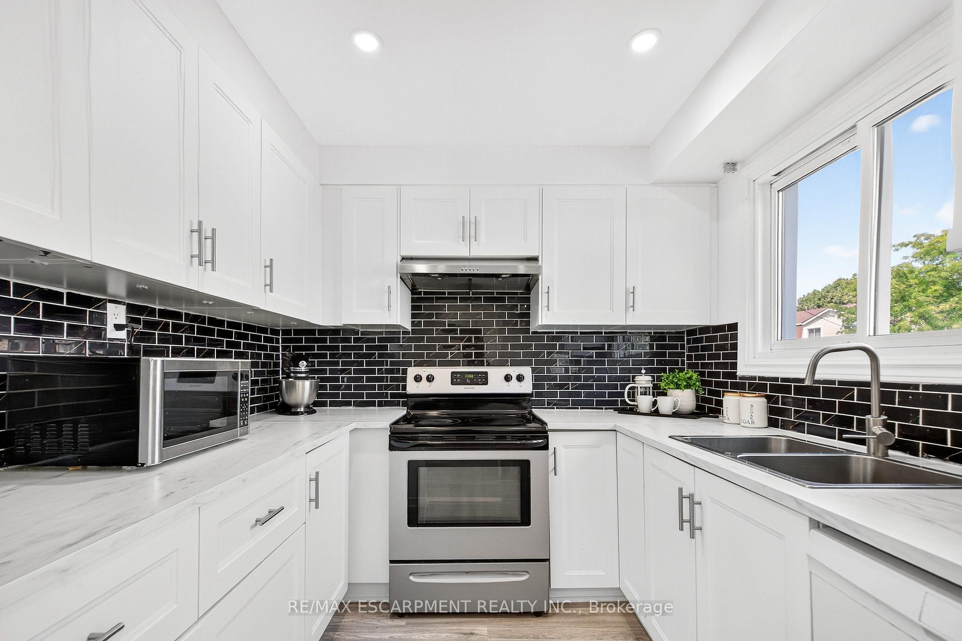 Photo 9 of Unit 70, 11 Harrisford Street, Hamilton, Red Hill — HOMEH