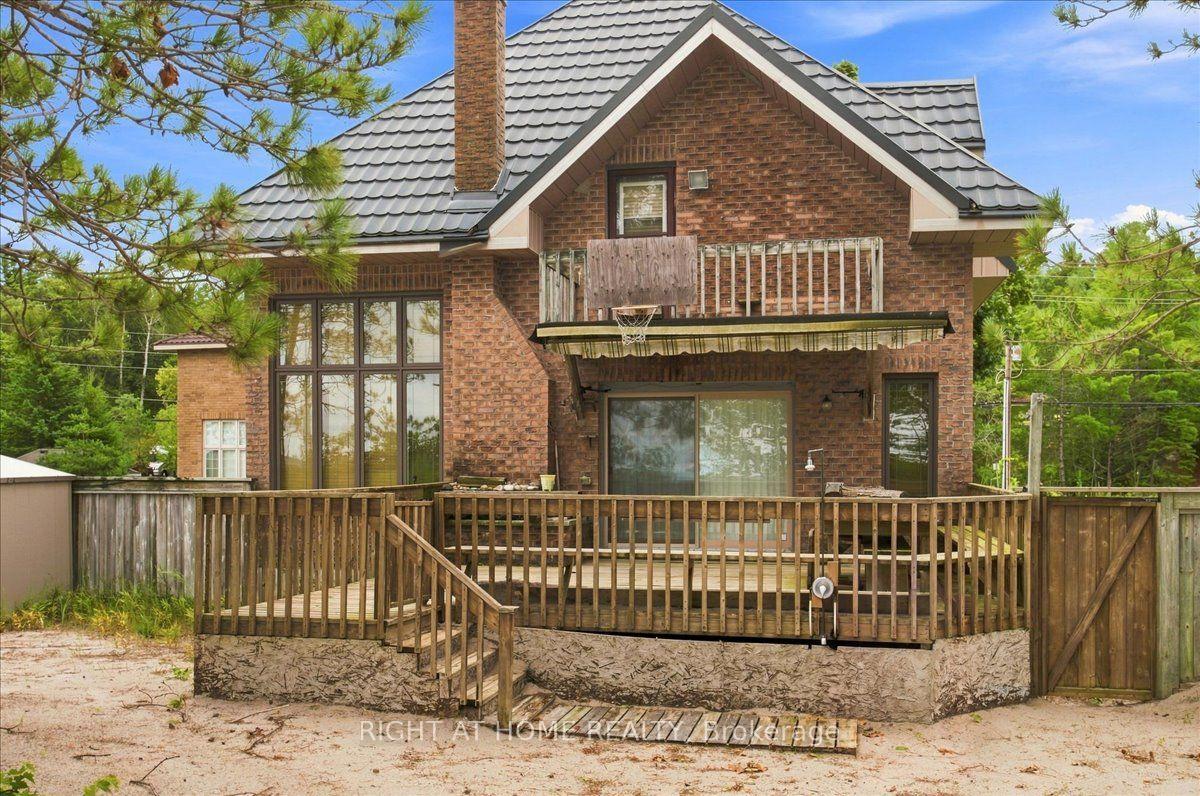 Photo 3 of 12 James Street, Tiny, Rural Tiny — HOMEH
