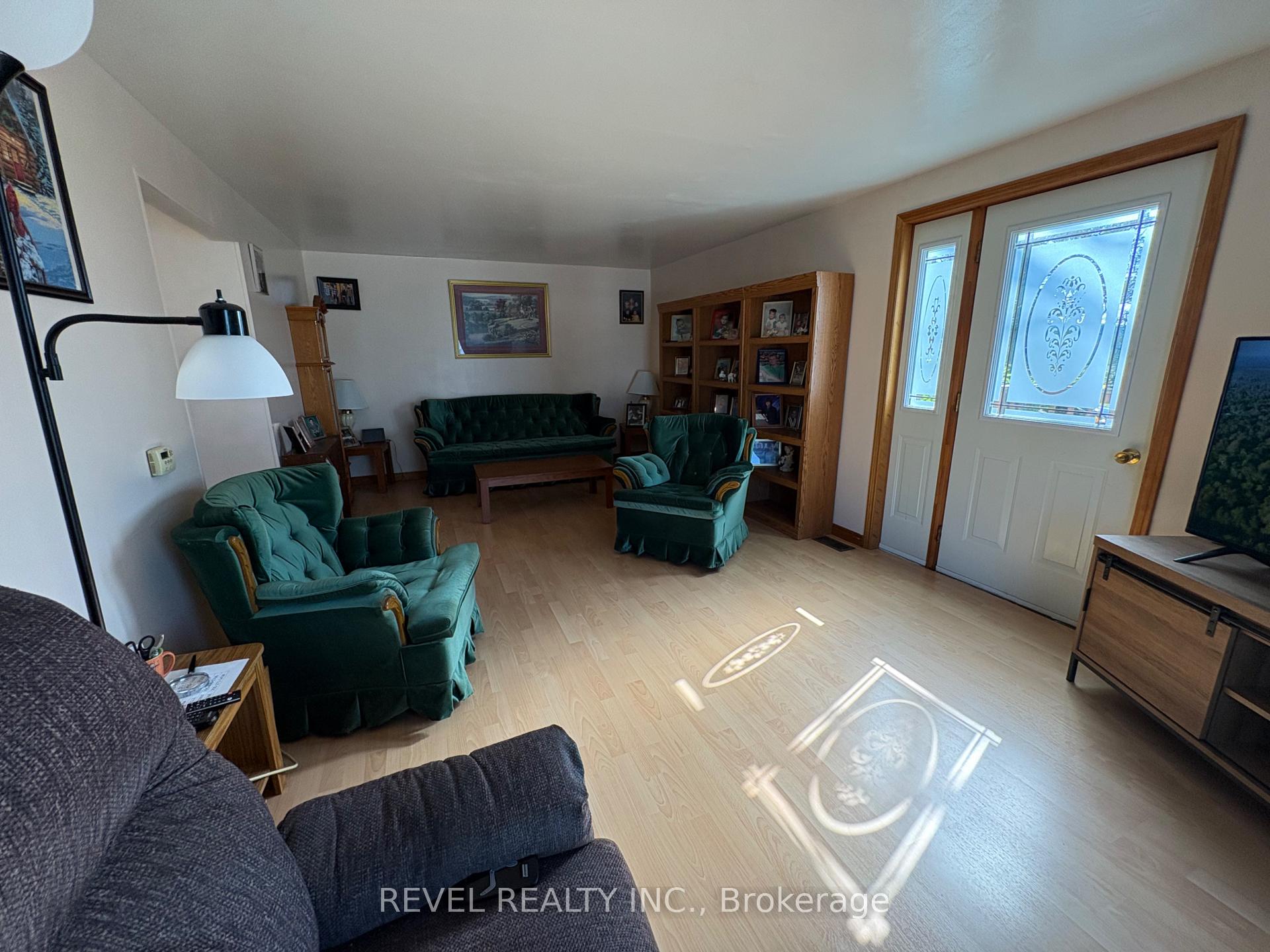 Photo 15 of 1 Cree Road, Cochrane — HOMEH