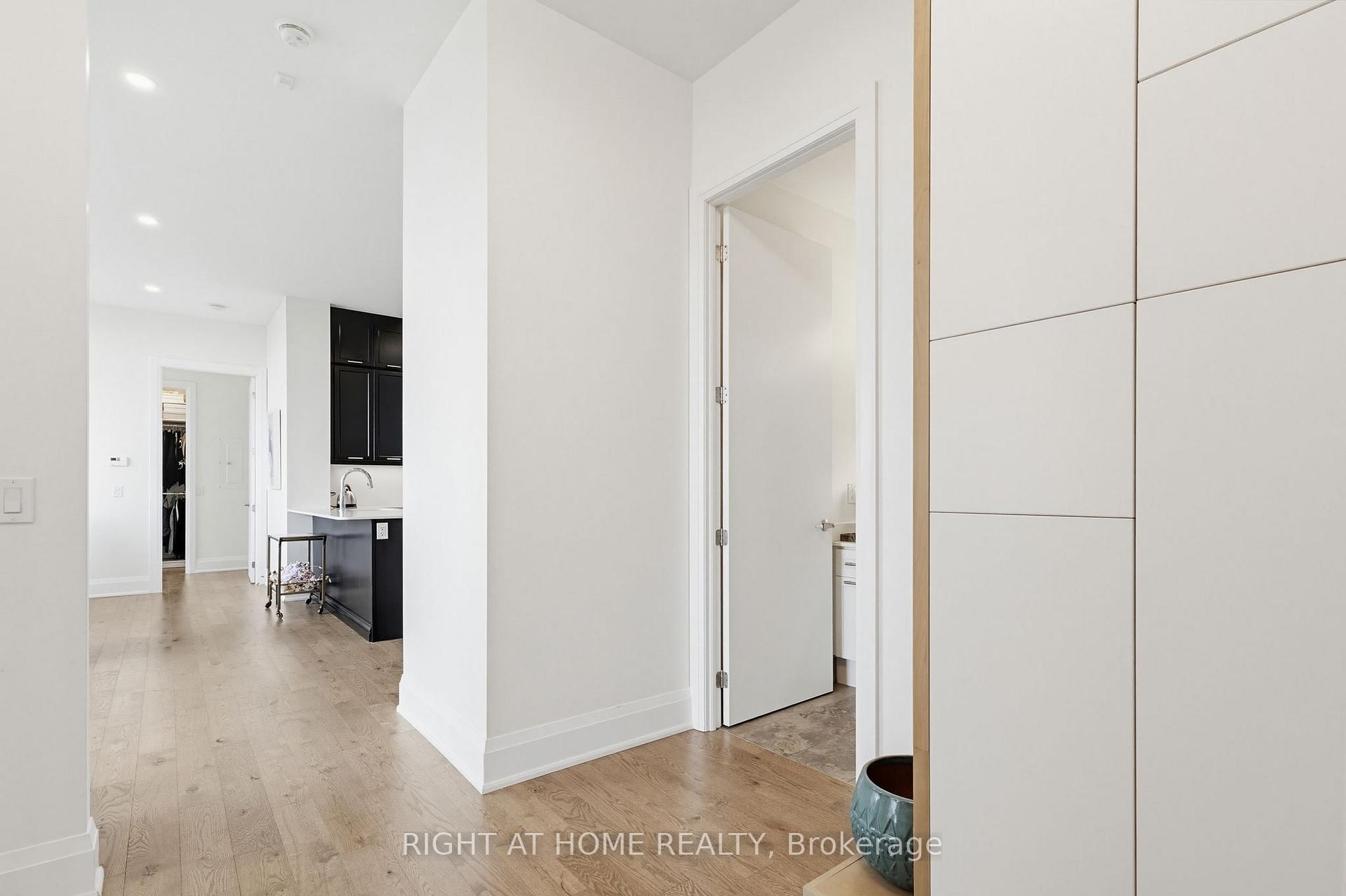 Photo 23 of Unit PH08, 2480 Prince Michael Drive, Oakville, Joshua Creek — HOMEH