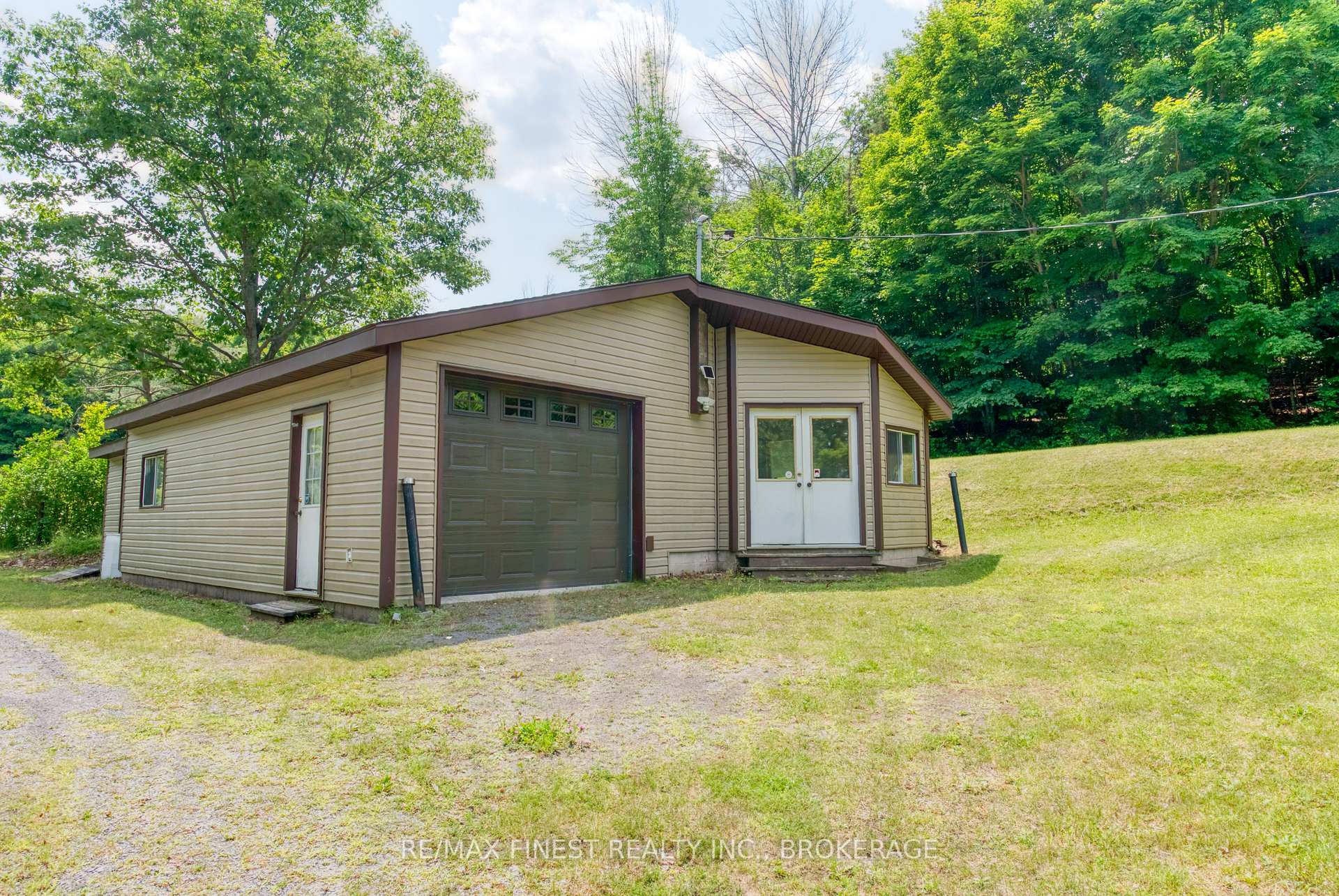 Photo 14 of 1182B Johnston Lane, Frontenac, Frontenac Centre — HOMEH