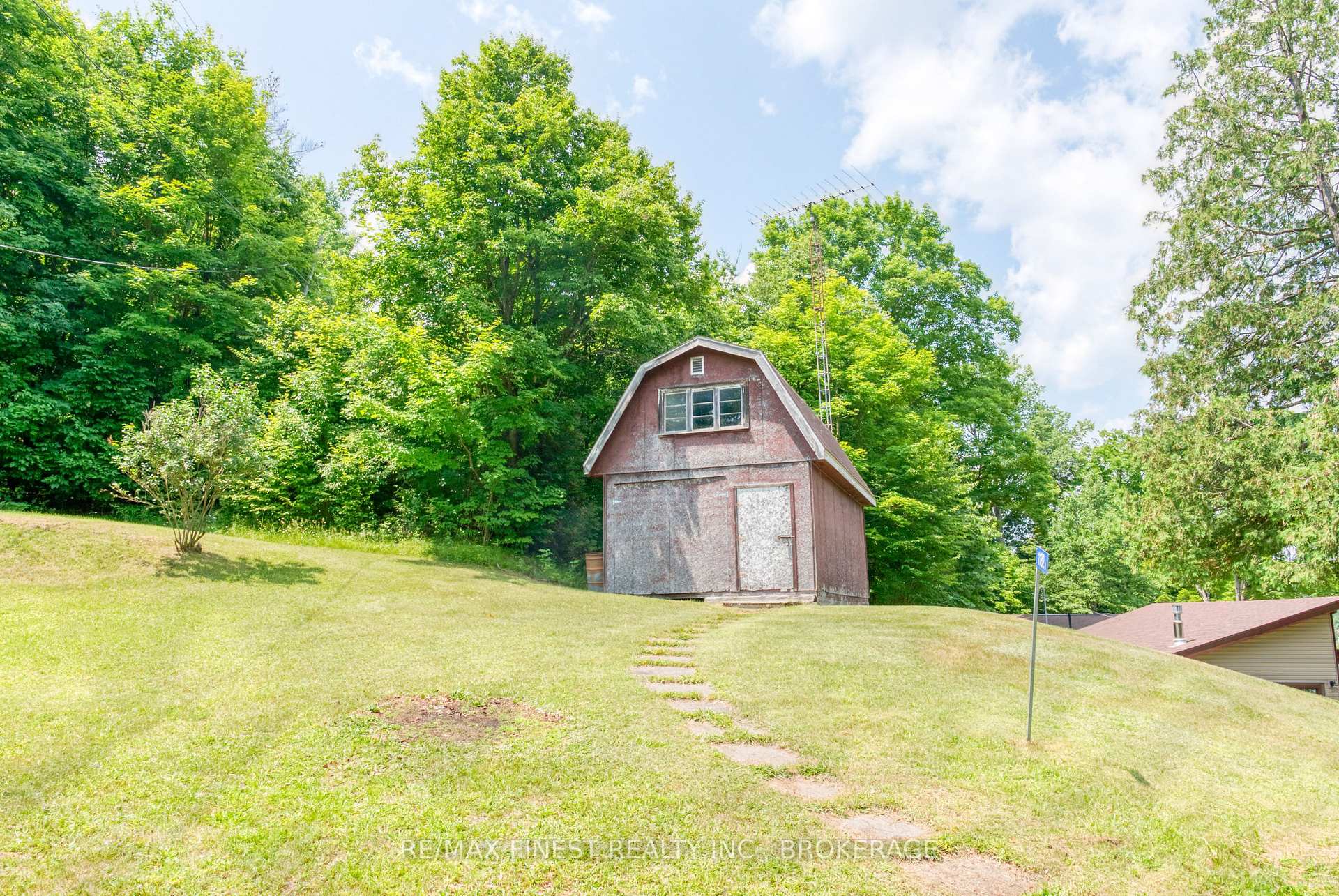 Photo 15 of 1182B Johnston Lane, Frontenac, Frontenac Centre — HOMEH
