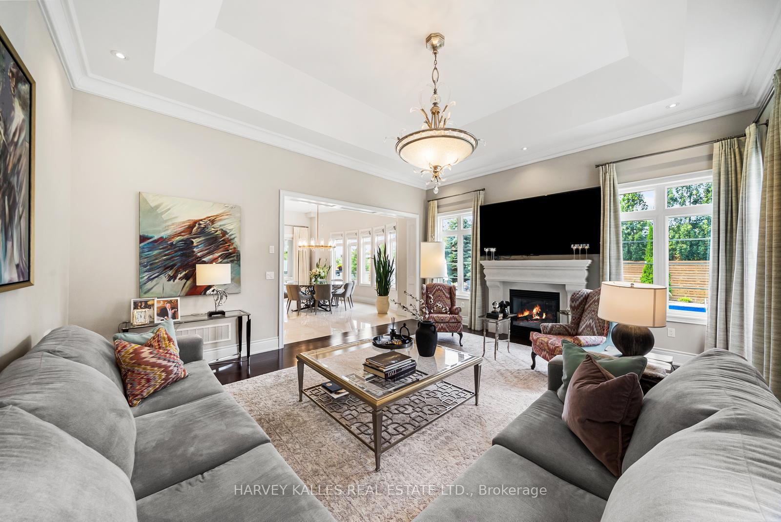 Photo 16 of 30 Spicewood Crescent, Vaughan, Kleinburg — HOMEH