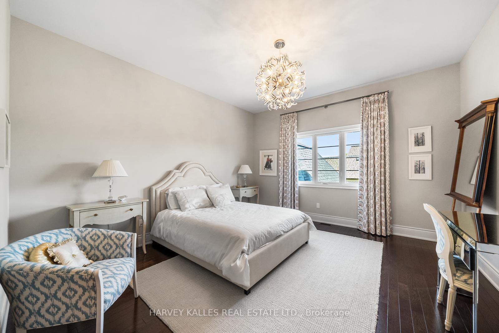 Photo 31 of 30 Spicewood Crescent, Vaughan, Kleinburg — HOMEH