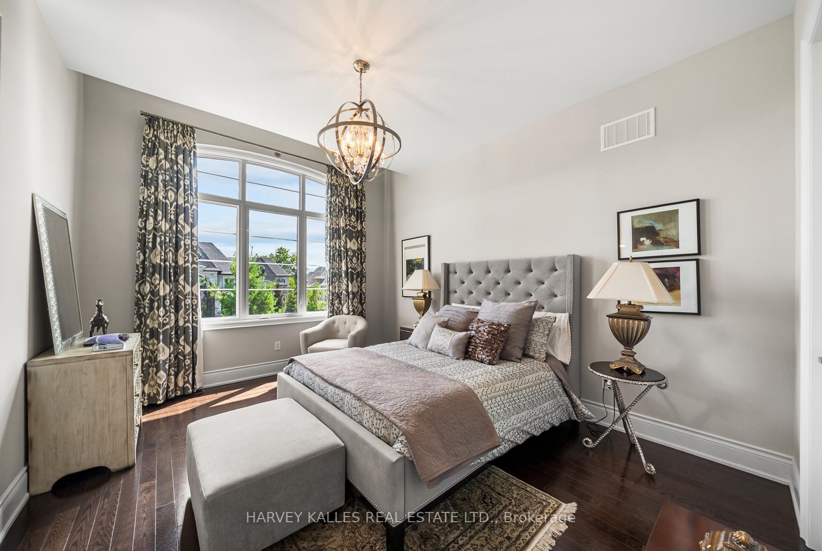 Photo 33 of 30 Spicewood Crescent, Vaughan, Kleinburg — HOMEH