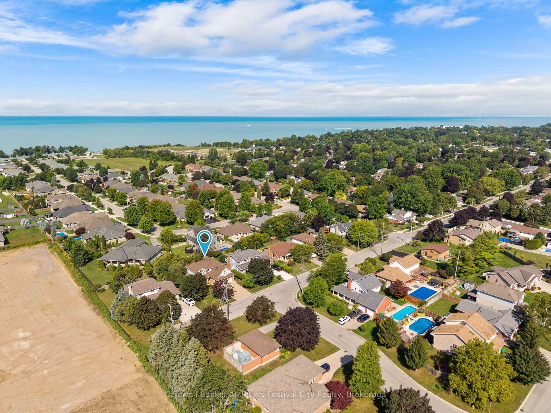 Photo 3 of 390 Eldon Street S, Goderich, Goderich (Town) — HOMEH